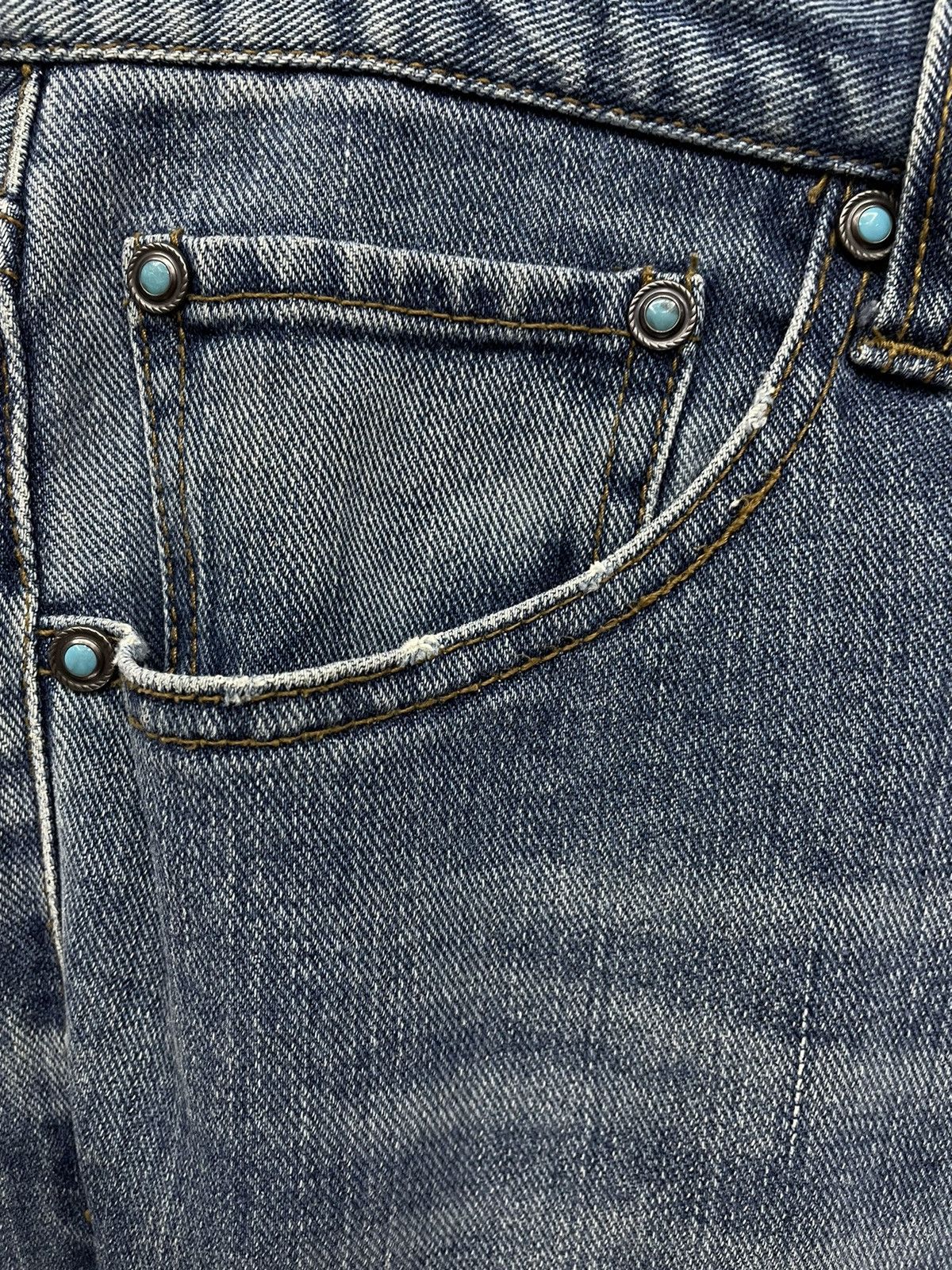 Native Vintage GERONIMO Apache Tribe History in a Pair of Jeans Size US 31 - 7 Thumbnail