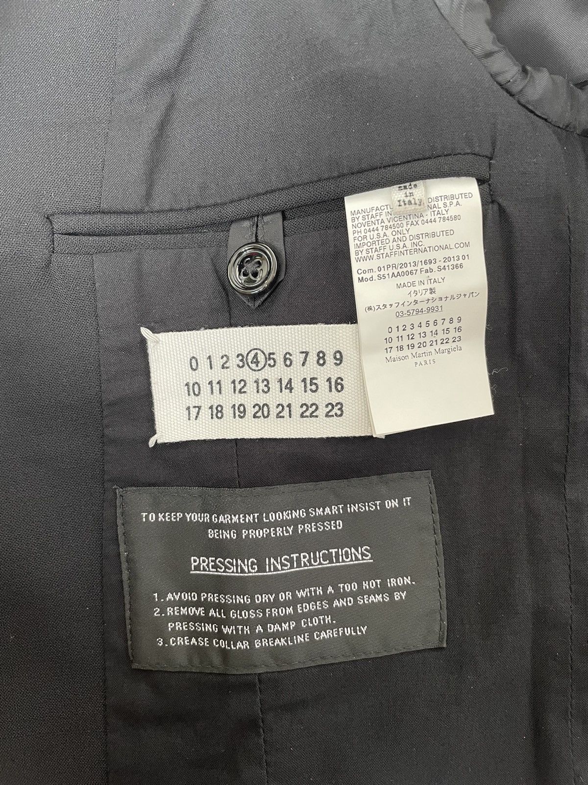 Maison Margiela A/W 13 ‘Leather Silhouette’ Overcoat Size S / US 4 / IT 40 - 9 Thumbnail