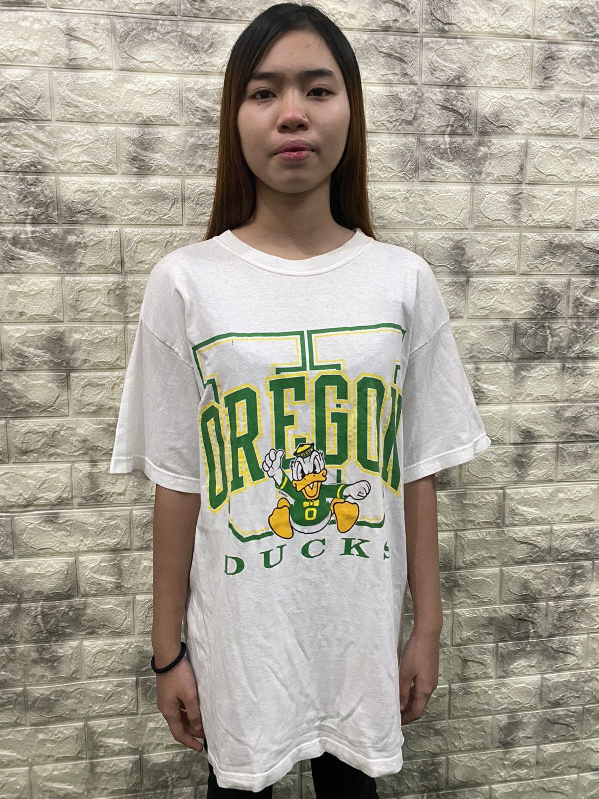 Disney × Vintage Vintage University Oregon Duck Tee Size US M / EU 48-50 / 2 - 2 Thumbnail