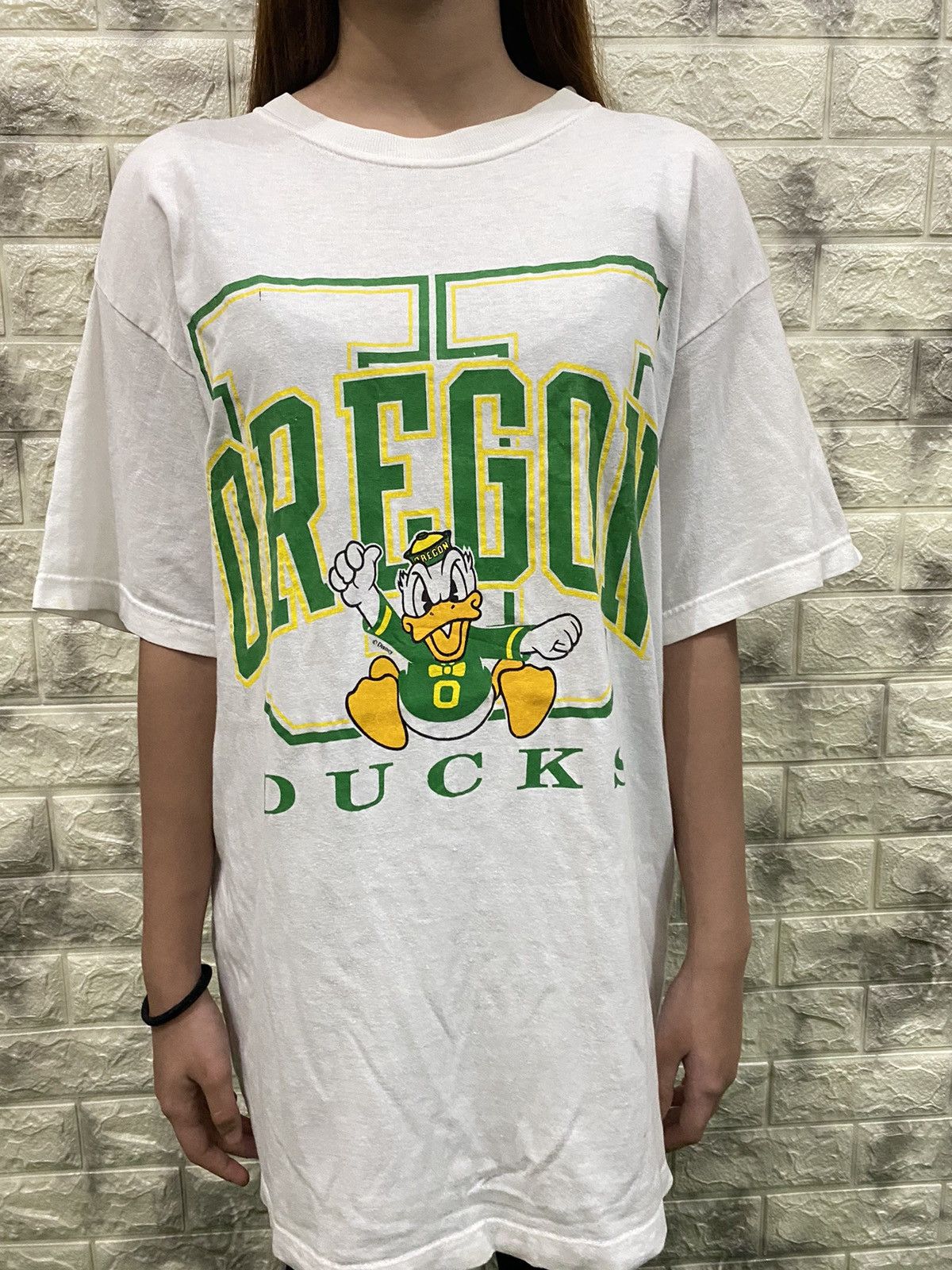 Disney × Vintage Vintage University Oregon Duck Tee Size US M / EU 48-50 / 2 - 3 Thumbnail