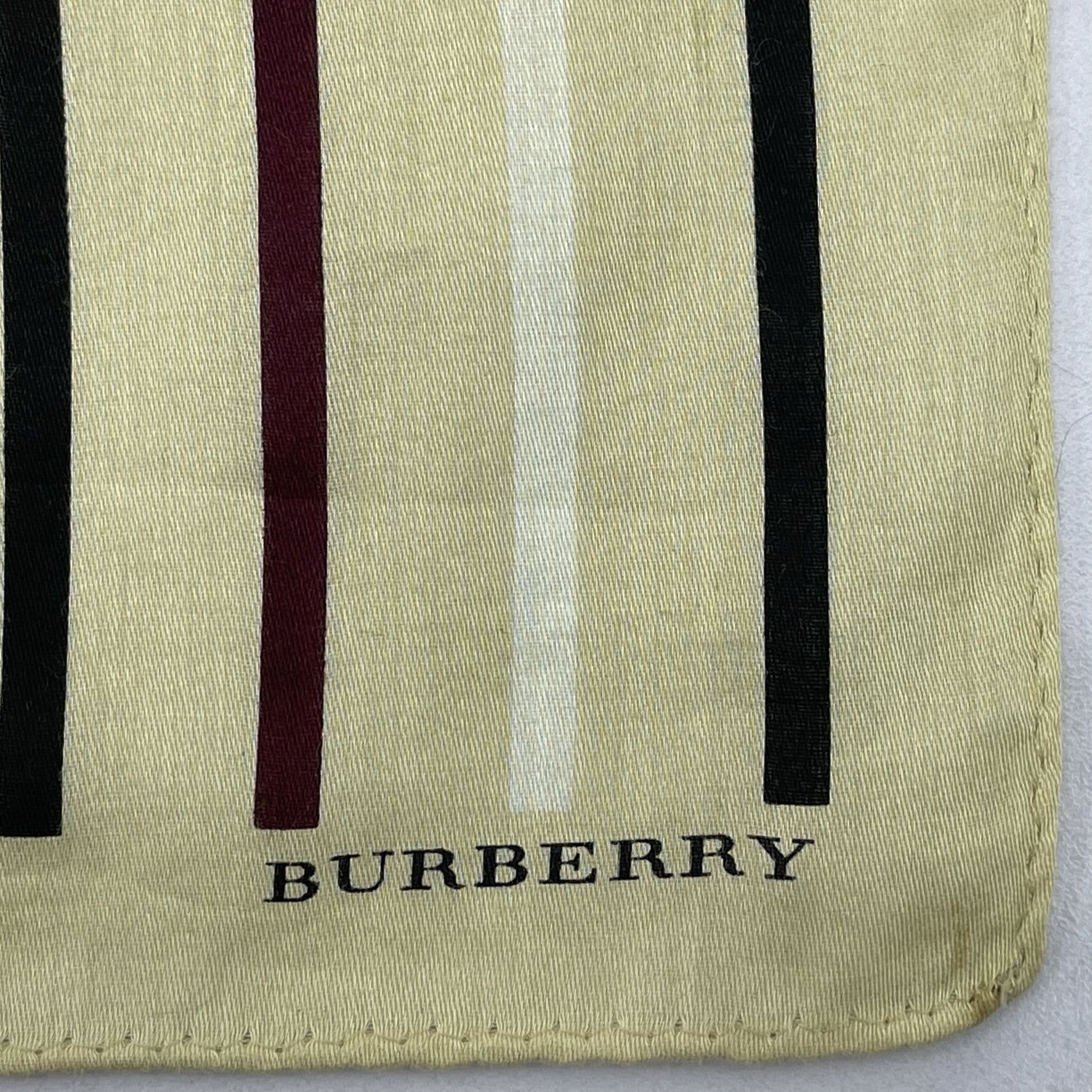 Burberry Burberry Headscarf Neckerchief Handkerchief- 4109 Size ONE SIZE - 6 Thumbnail
