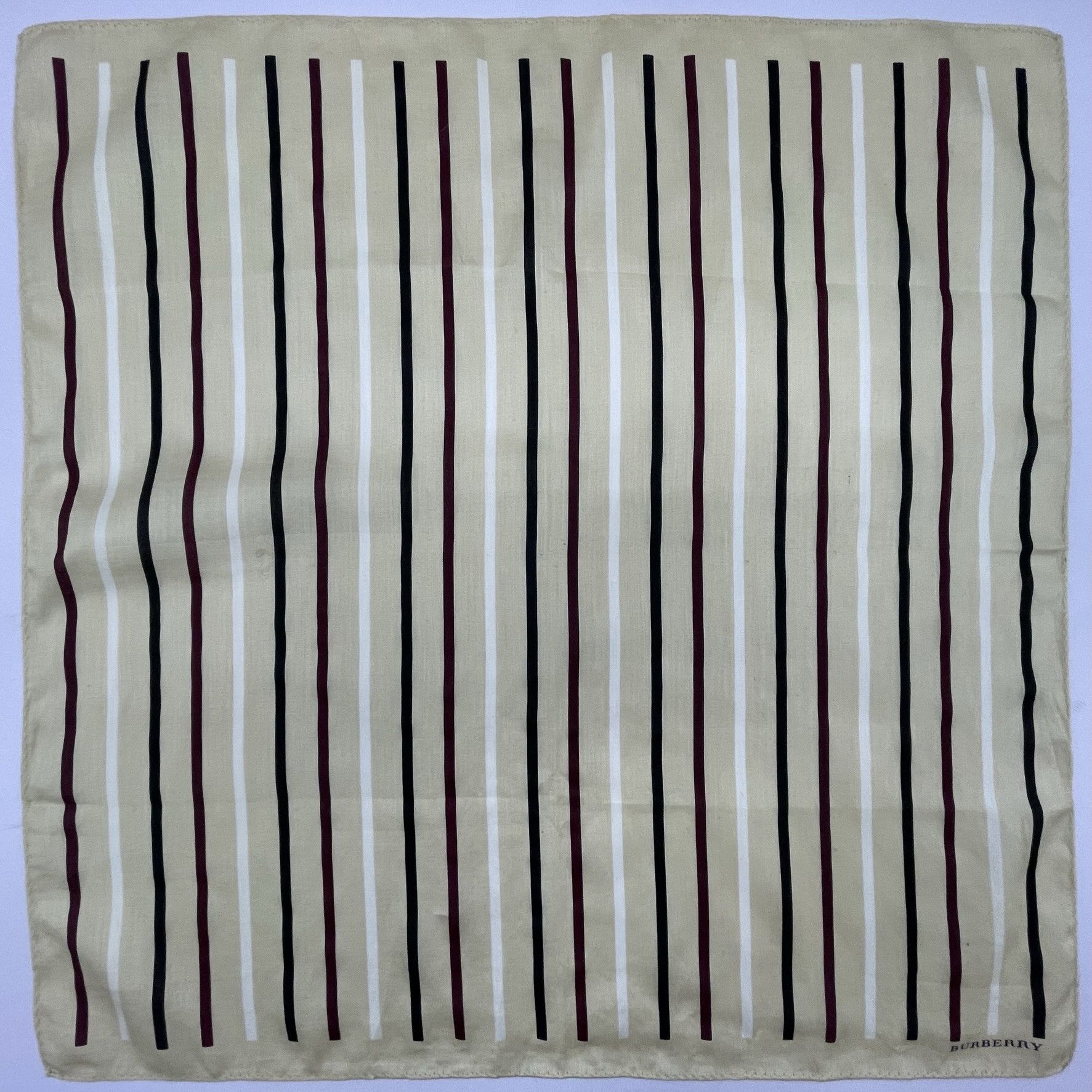 Burberry Burberry Headscarf Neckerchief Handkerchief- 4109 Size ONE SIZE - 7 Thumbnail