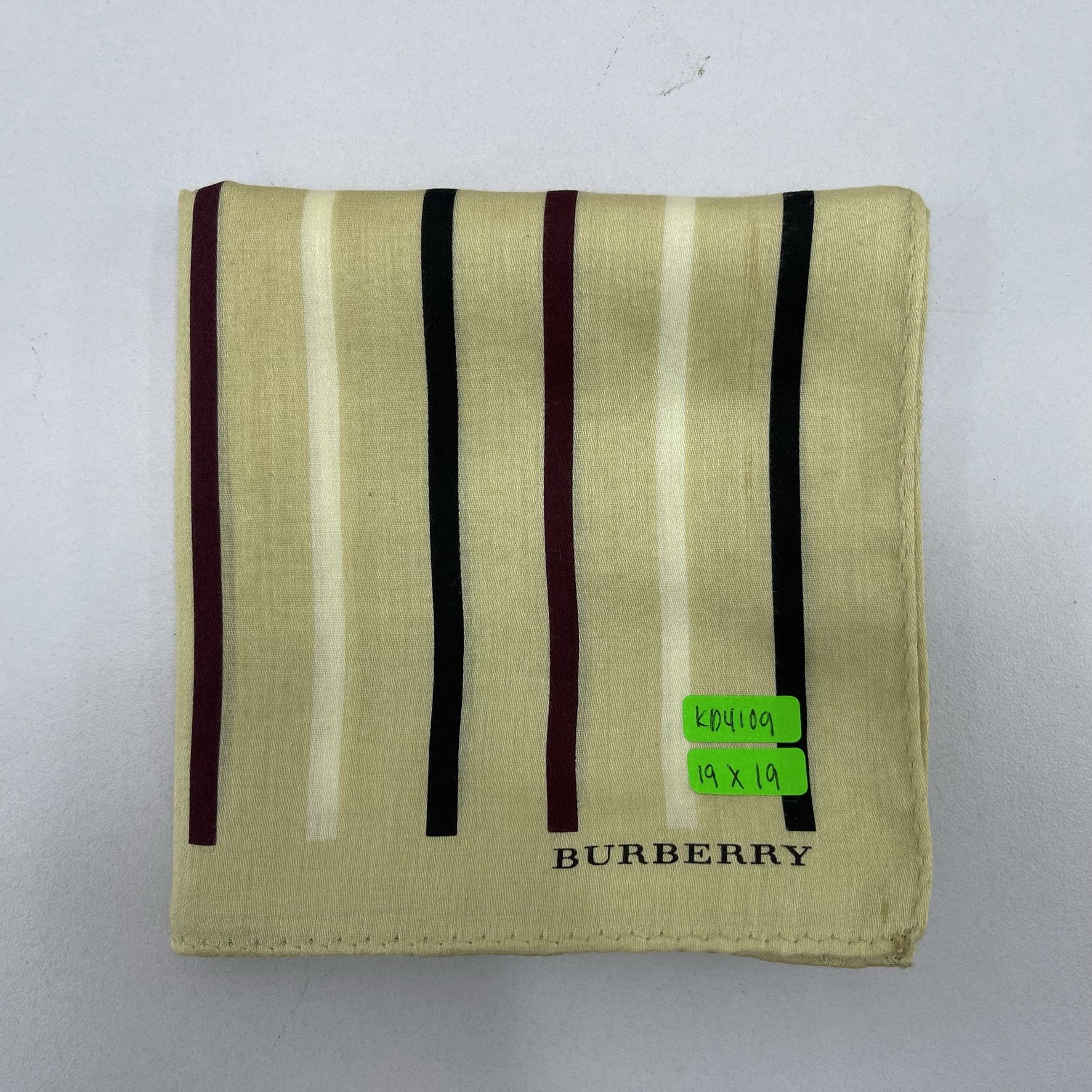 Burberry Burberry Headscarf Neckerchief Handkerchief- 4109 Size ONE SIZE - 13 Thumbnail
