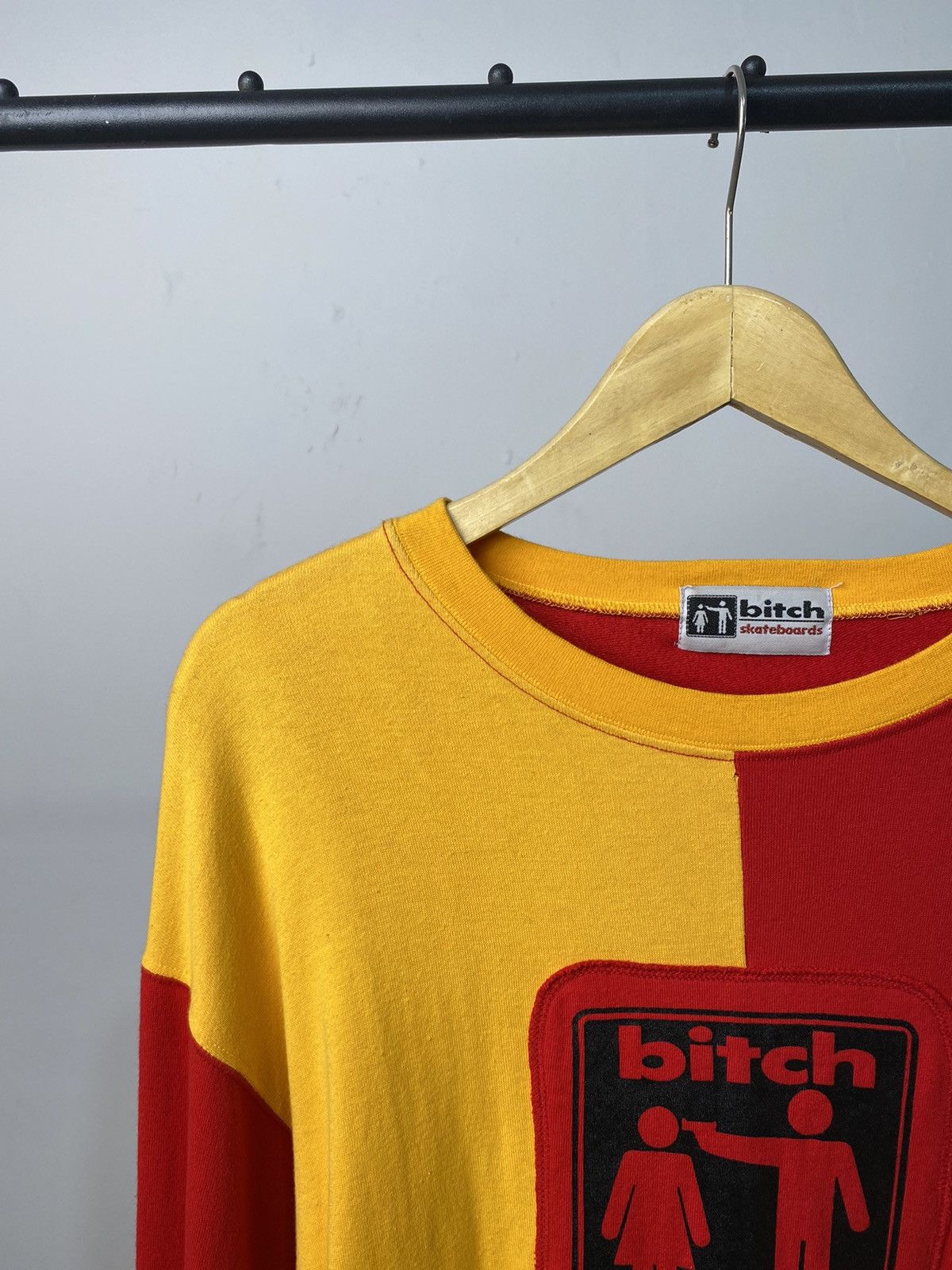 Girl Skateboards Bitch Sweatshirt Vintage Two Tone Size US XL / EU 56 / 4 - 8 Thumbnail