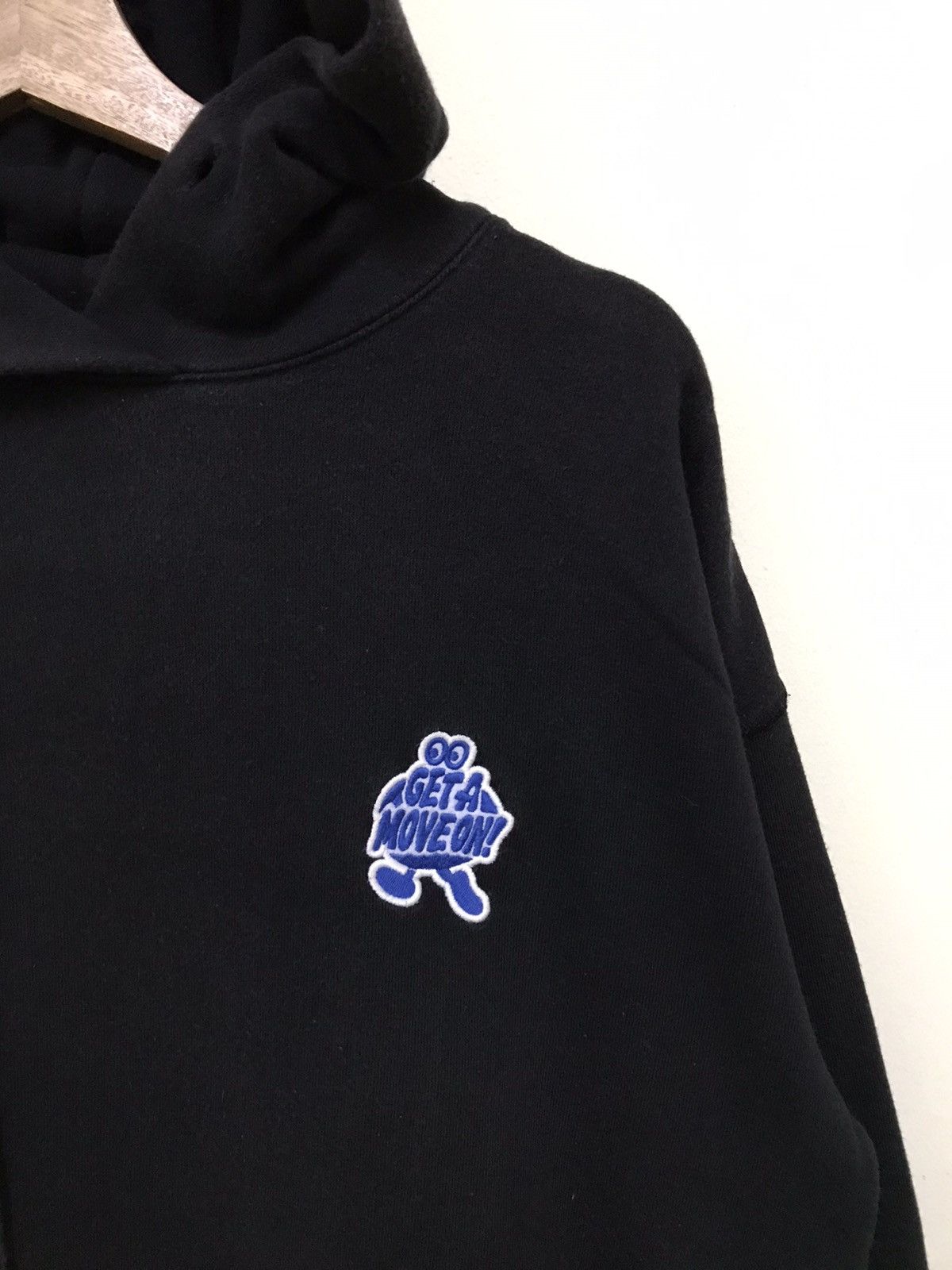 Japanese Brand × Uniqlo Japanese Brand X Uniqlo Get A Move On Hoodie Sweatshirt Size US M / EU 48-50 / 2 - 5 Thumbnail