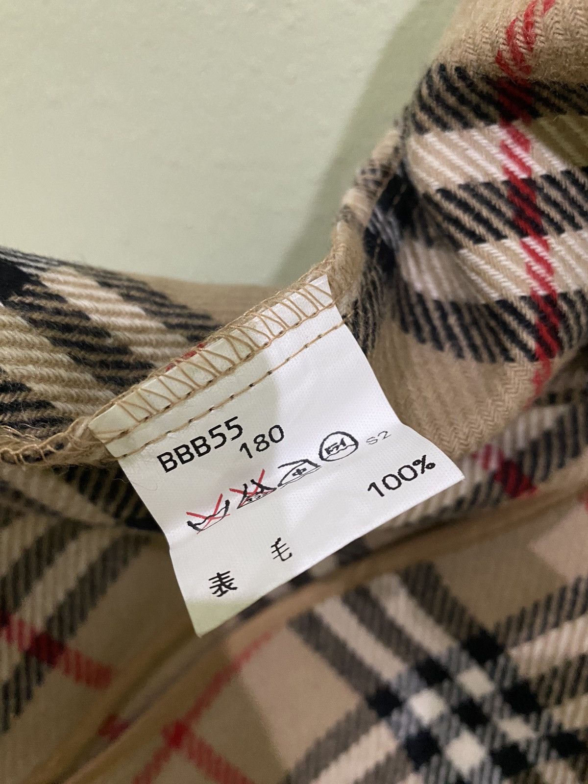 Burberry × Vintage Burberry Vintage Beige Nova Check Wool Zip Lining Vest Size US L / EU 52-54 / 3 - 9 Thumbnail