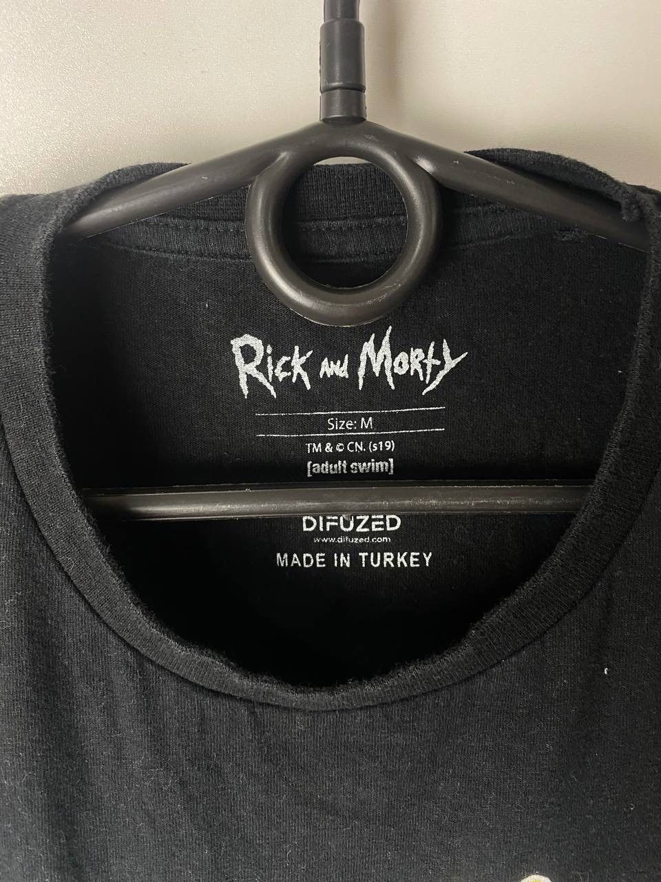 Vintage Rick and Morty vintage t-shirt size M Size US M / EU 48-50 / 2 - 3 Thumbnail