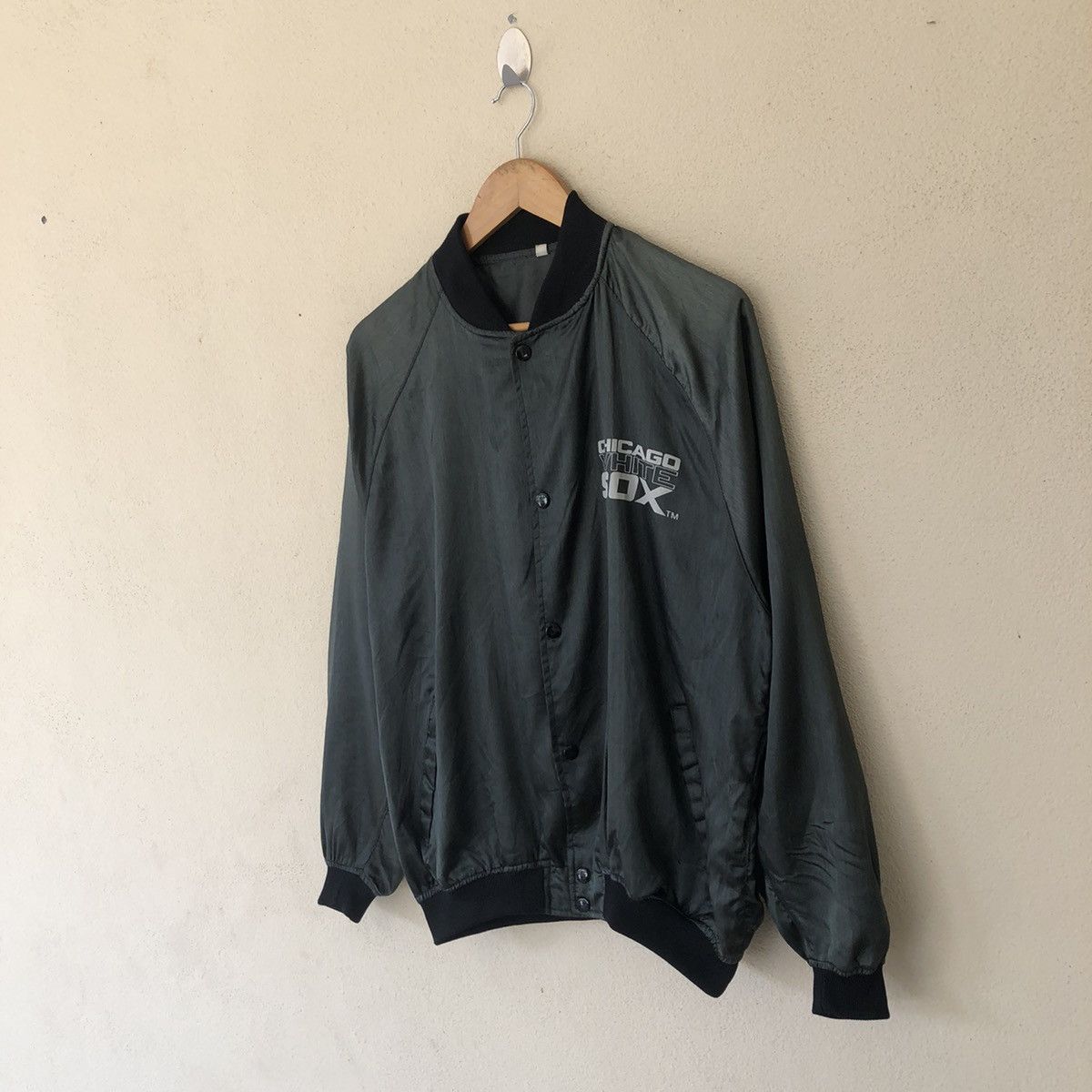 Japanese Brand CHICAGO WHITESOX MAJOR LEAGUE BIG LOGO JACKET Size US L / EU 52-54 / 3 - 7 Thumbnail
