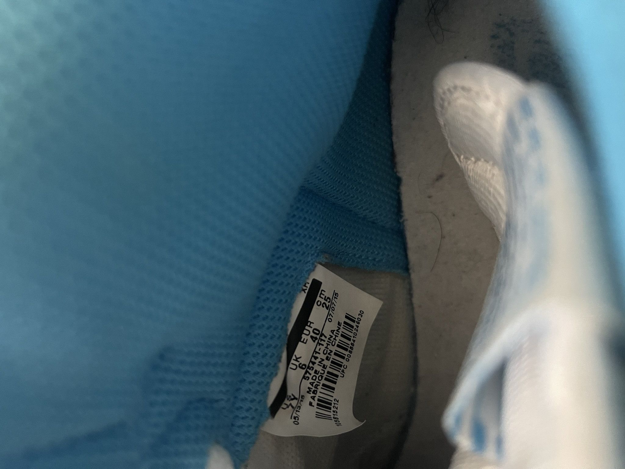 Jordan Brand × Nike Nike Air Jordan 1 Retro UNC (GS) Powder Blue Size US 7 / EU 40 - 5 Thumbnail