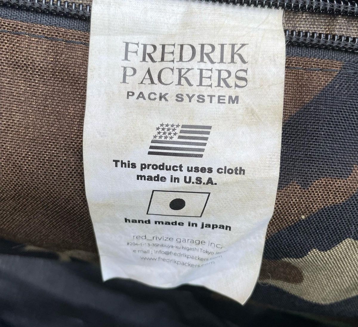 Japanese Brand Fredrick Packers Japan Messenger Bag Size ONE SIZE - 8 Thumbnail