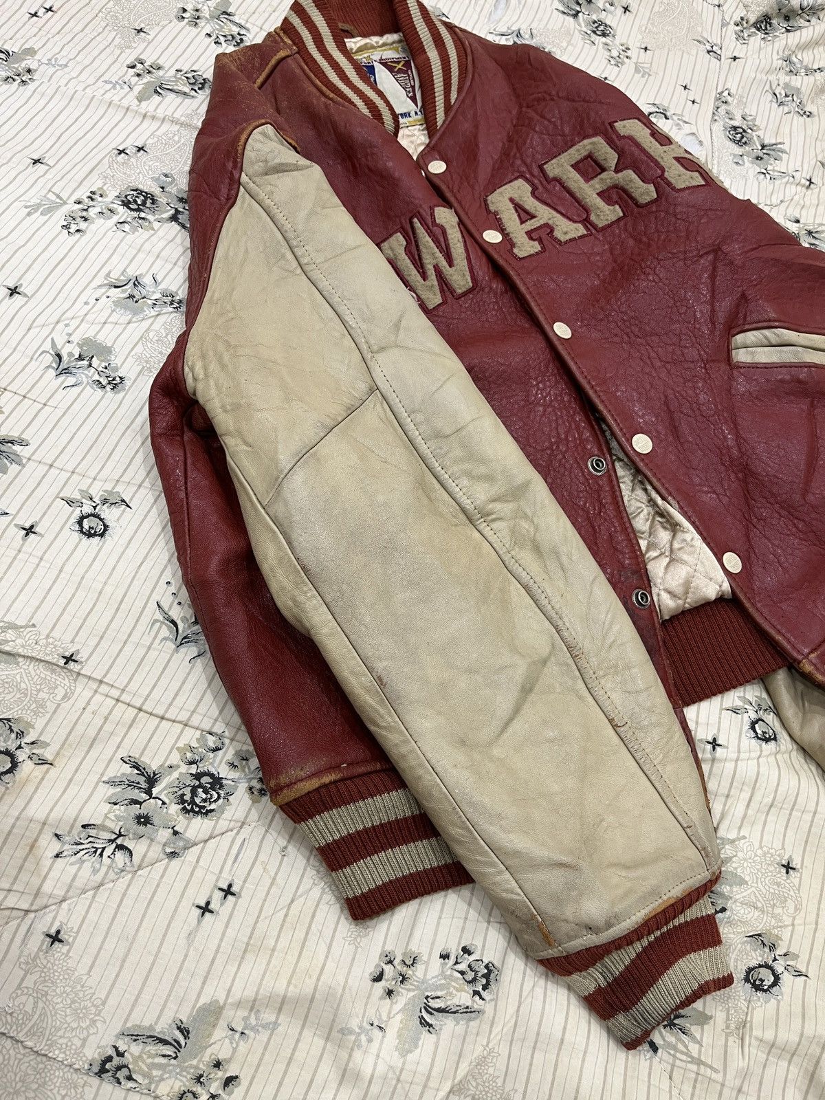 Avirex (Gggg). VINTAGE AVIREX USA OLD VARSITY STADIUM JACKET Size US M / EU 48-50 / 2 - 16 Thumbnail