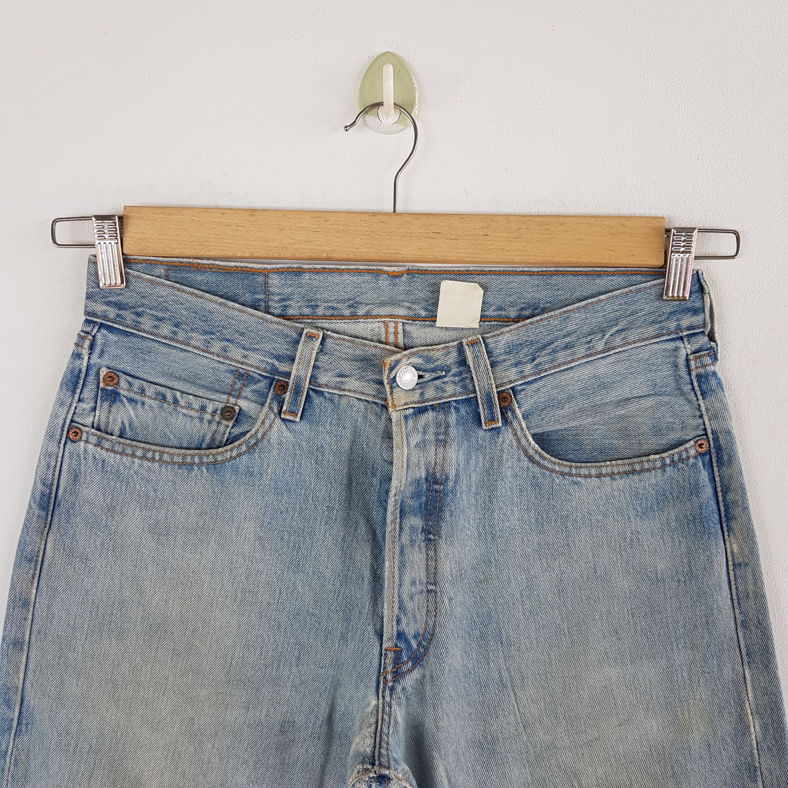Levi's Vintage Levis 501 Sunfaded Jeans Levi's Light Wash Denim Size 30" / US 8 / IT 44 - 3 Thumbnail