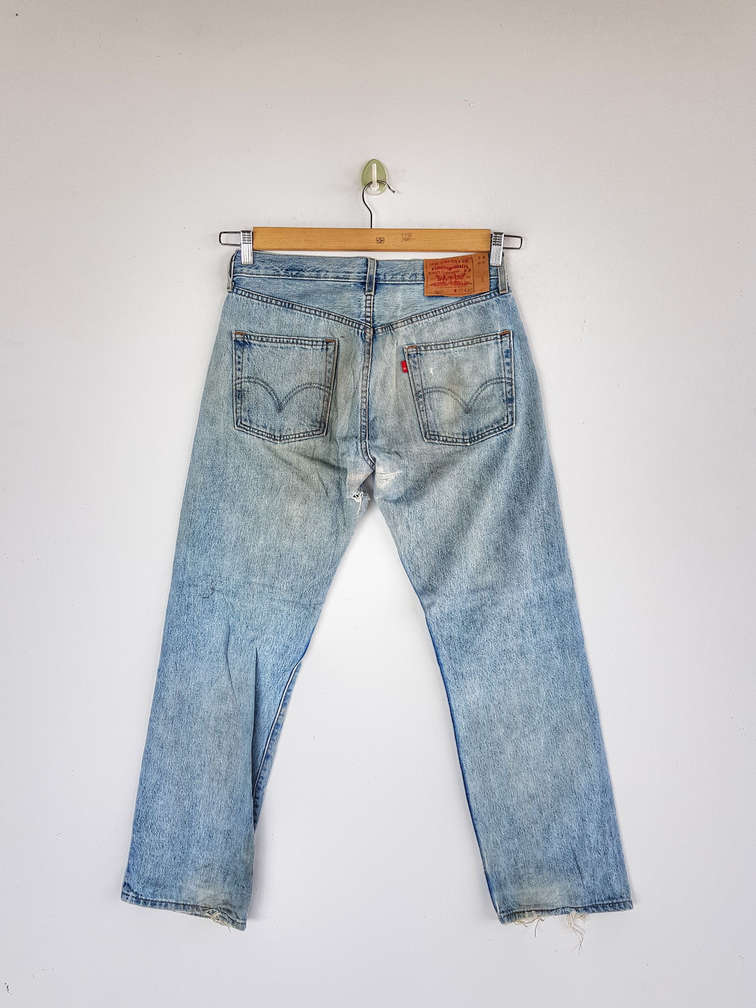Levi's Vintage Levis 501 Sunfaded Jeans Levi's Light Wash Denim Size 30" / US 8 / IT 44 - 2 Thumbnail