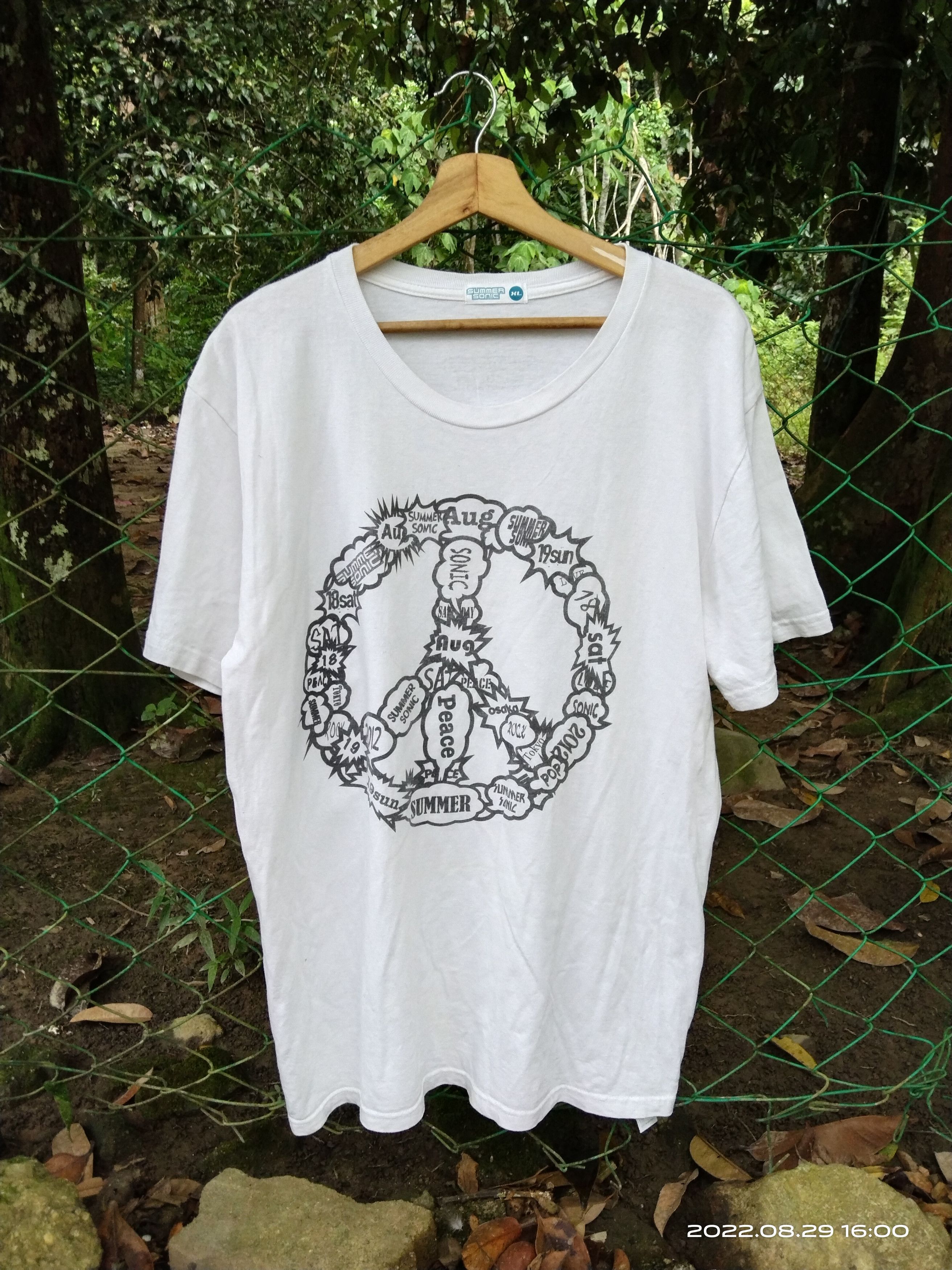 image of Band Tees x Rap Tees Summer Sonic Tokyo Osaka Greatest Band Concert in White, Men's (Size XL)