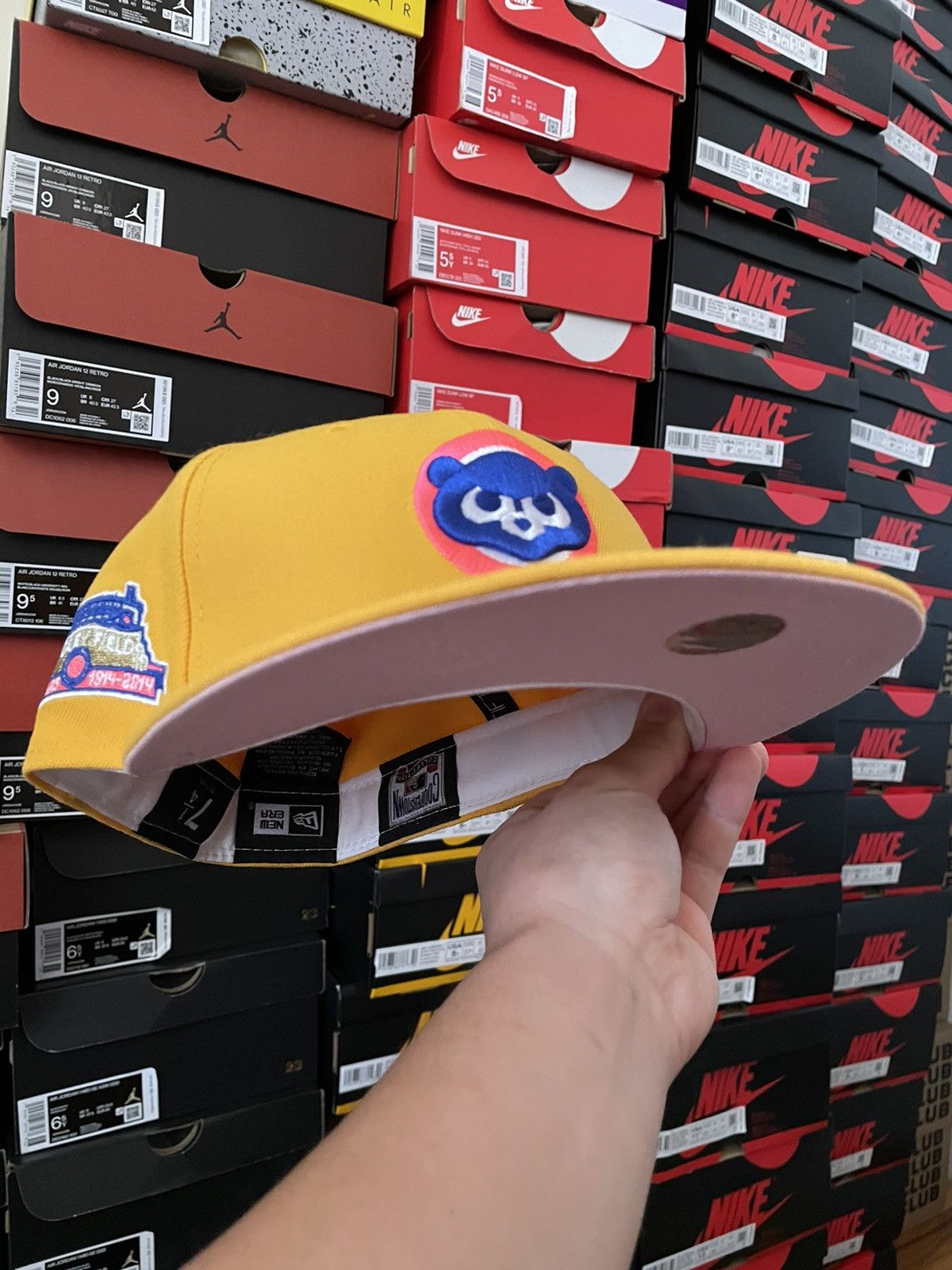 MLB × New Era ExclusiveFitted Yellow Pink Chicago Cubs 7 3/8 Wrigley Size ONE SIZE - 7 Thumbnail