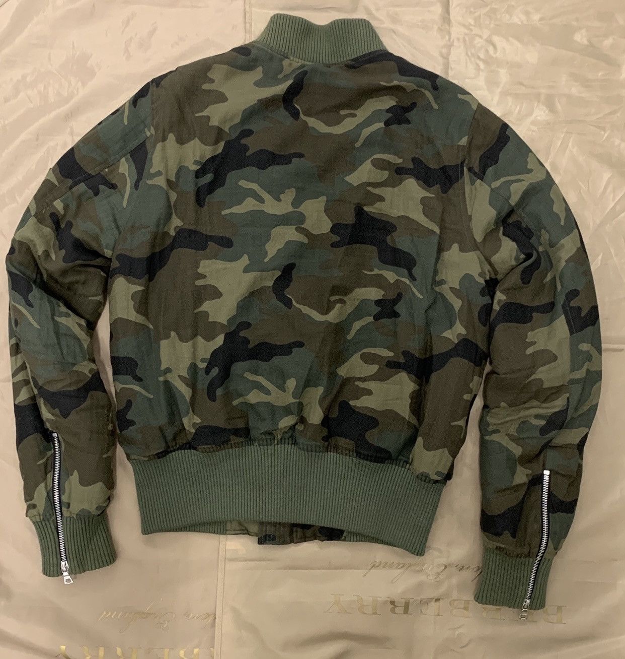 Amiri Amiri camo bomber jacket size L Size US L / EU 52-54 / 3 - 7 Thumbnail