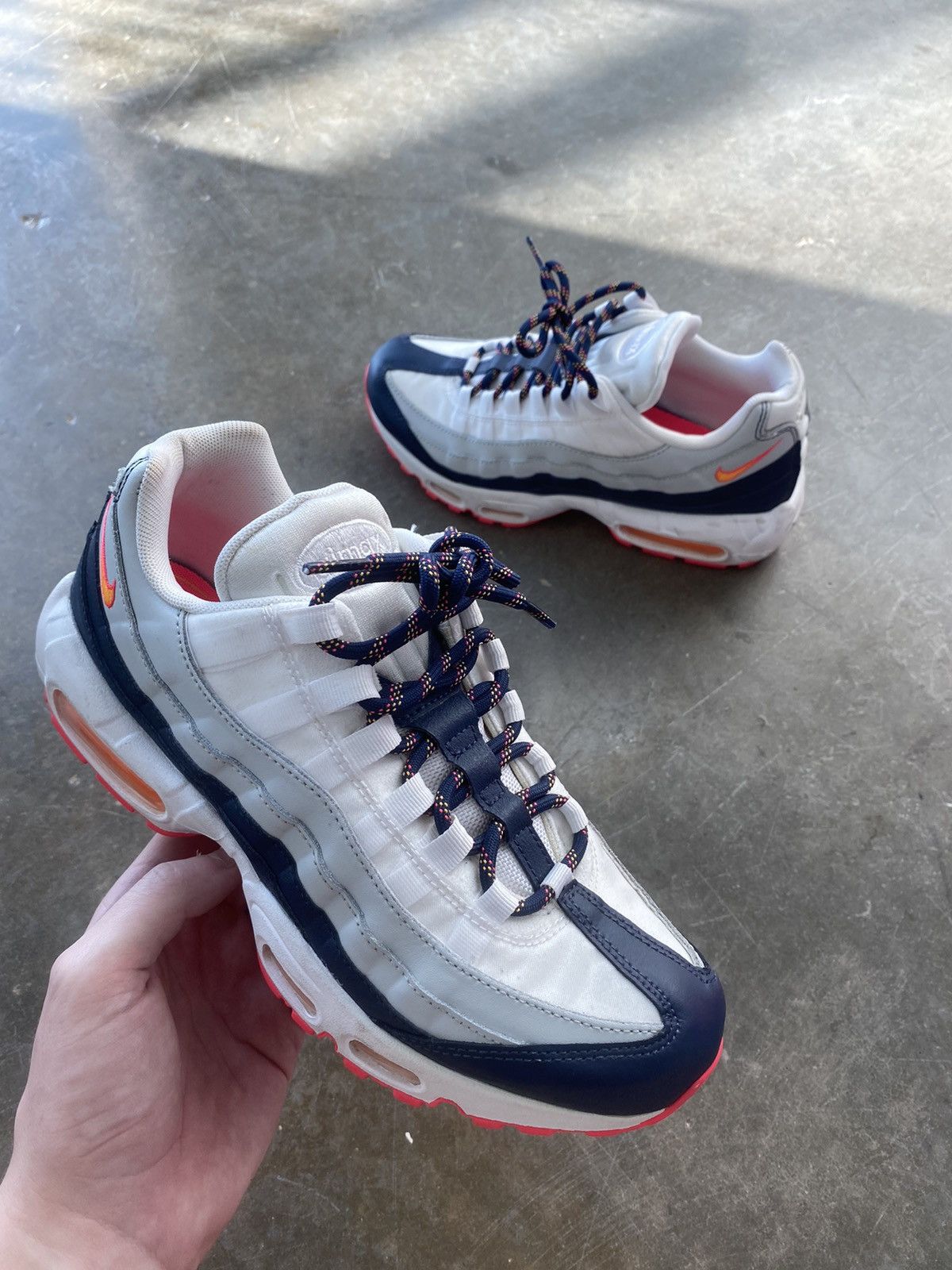 Nike Nike Air Max 95 Midnight Navy / Laser Orange / Pure Platinum Size US 7.5 / EU 40-41 - 2 Thumbnail