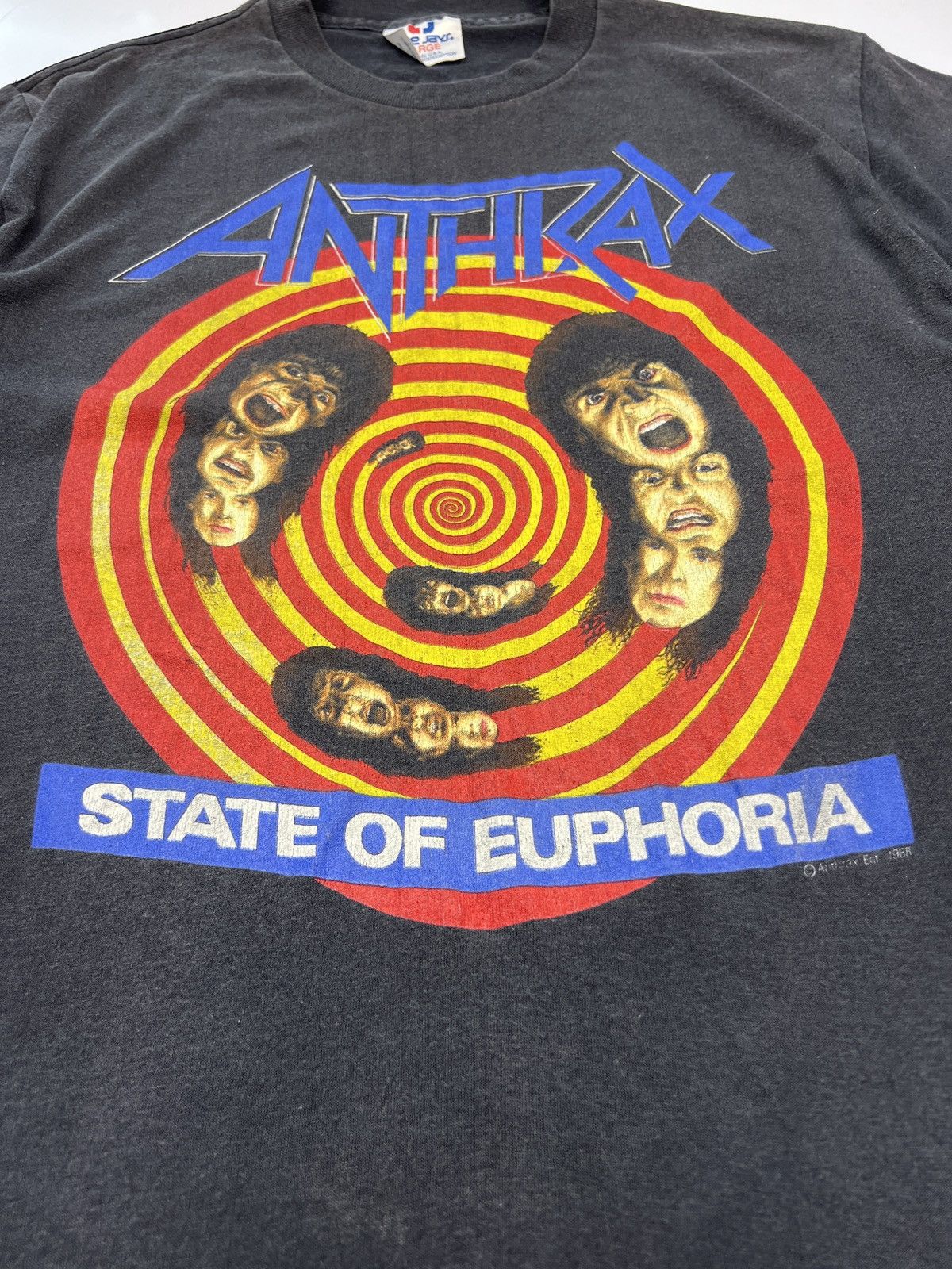 Band Tees Last Drop🔥🔥 Vintage Anthrax State Of Euphoria 80s T-shirt Size US M / EU 48-50 / 2 - 9 Thumbnail