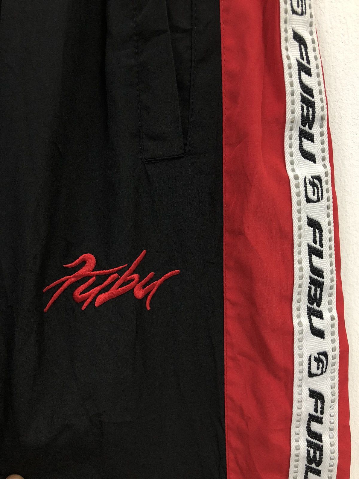 Fubu Vintage 90s Fubu Side striped nylon jogger pant Size US 30 / EU 46 - 13 Thumbnail