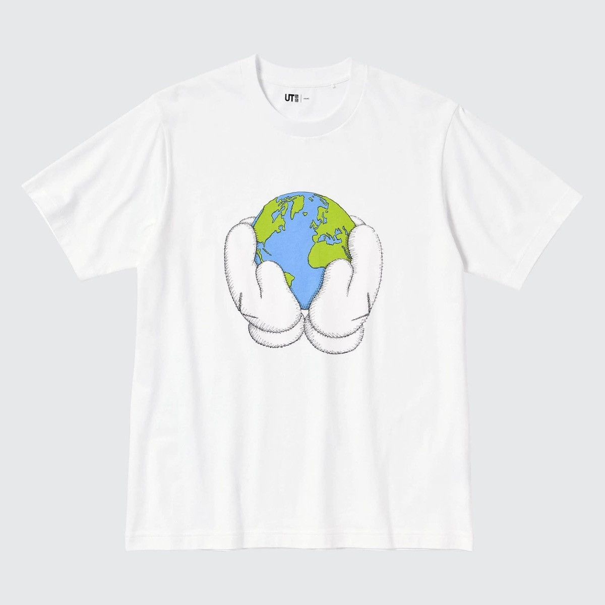Kaws × Uniqlo Kaws x Uniqlo Peace For All Tee Size US L / EU 52-54 / 3 - 1 Thumbnail