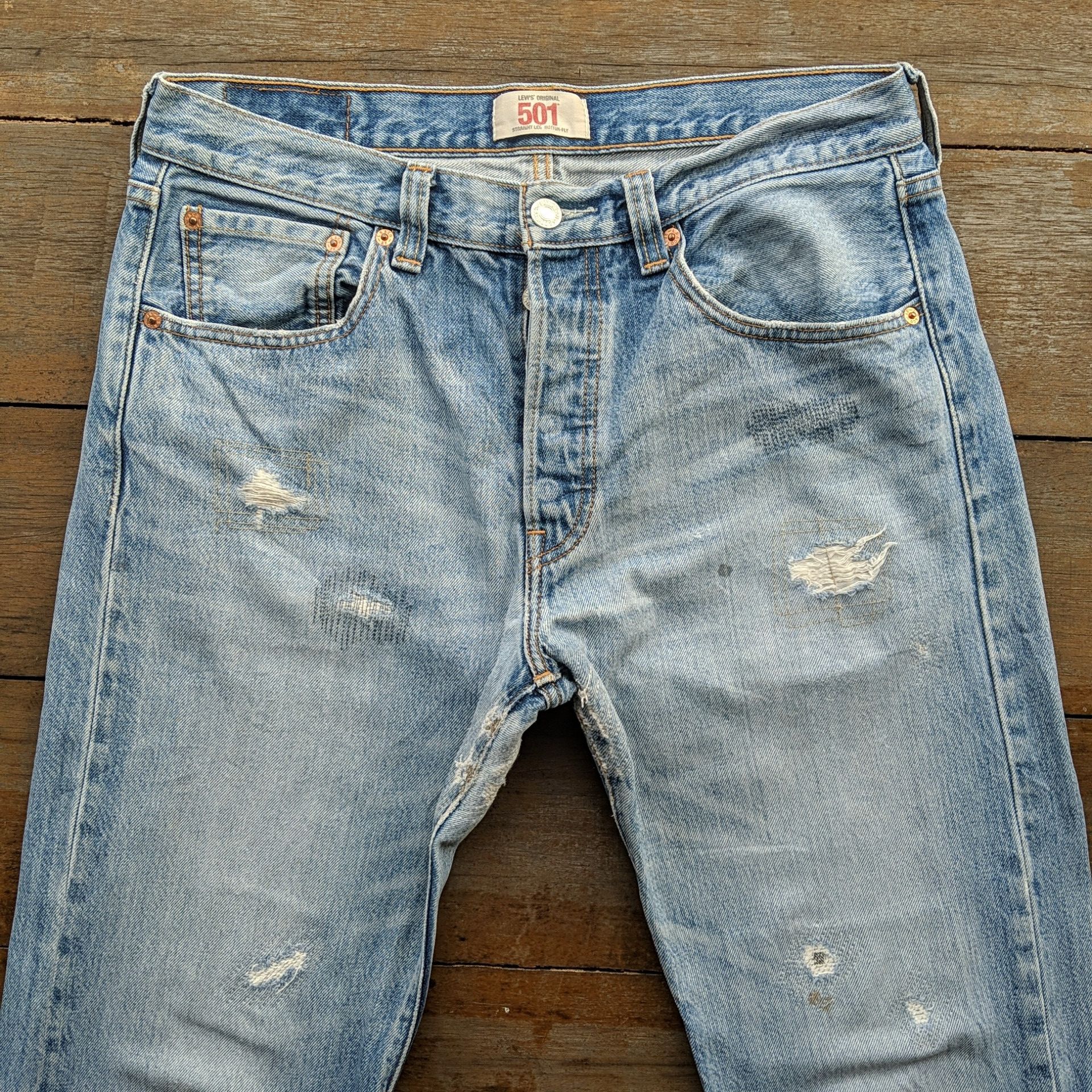 Japanese Brand Vintage Levi's 501 Button Fly Distressed Denim Jean Pant Size US 32 / EU 48 - 2 Thumbnail
