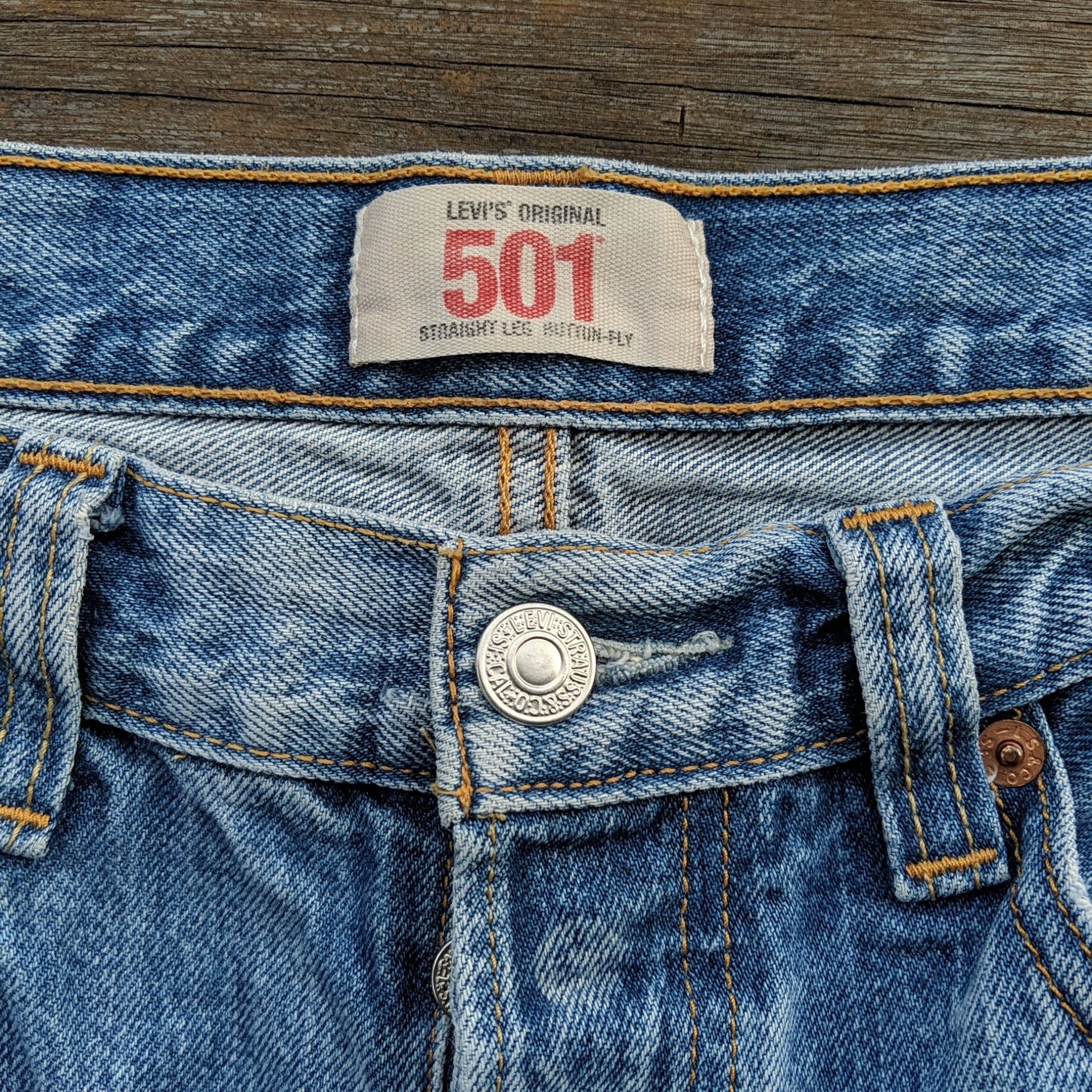 Japanese Brand Vintage Levi's 501 Button Fly Distressed Denim Jean Pant Size US 32 / EU 48 - 6 Thumbnail