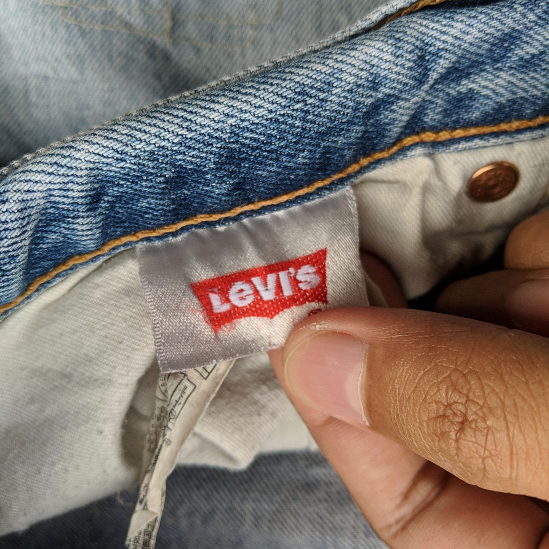 Japanese Brand Vintage Levi's 501 Button Fly Distressed Denim Jean Pant Size US 32 / EU 48 - 8 Thumbnail