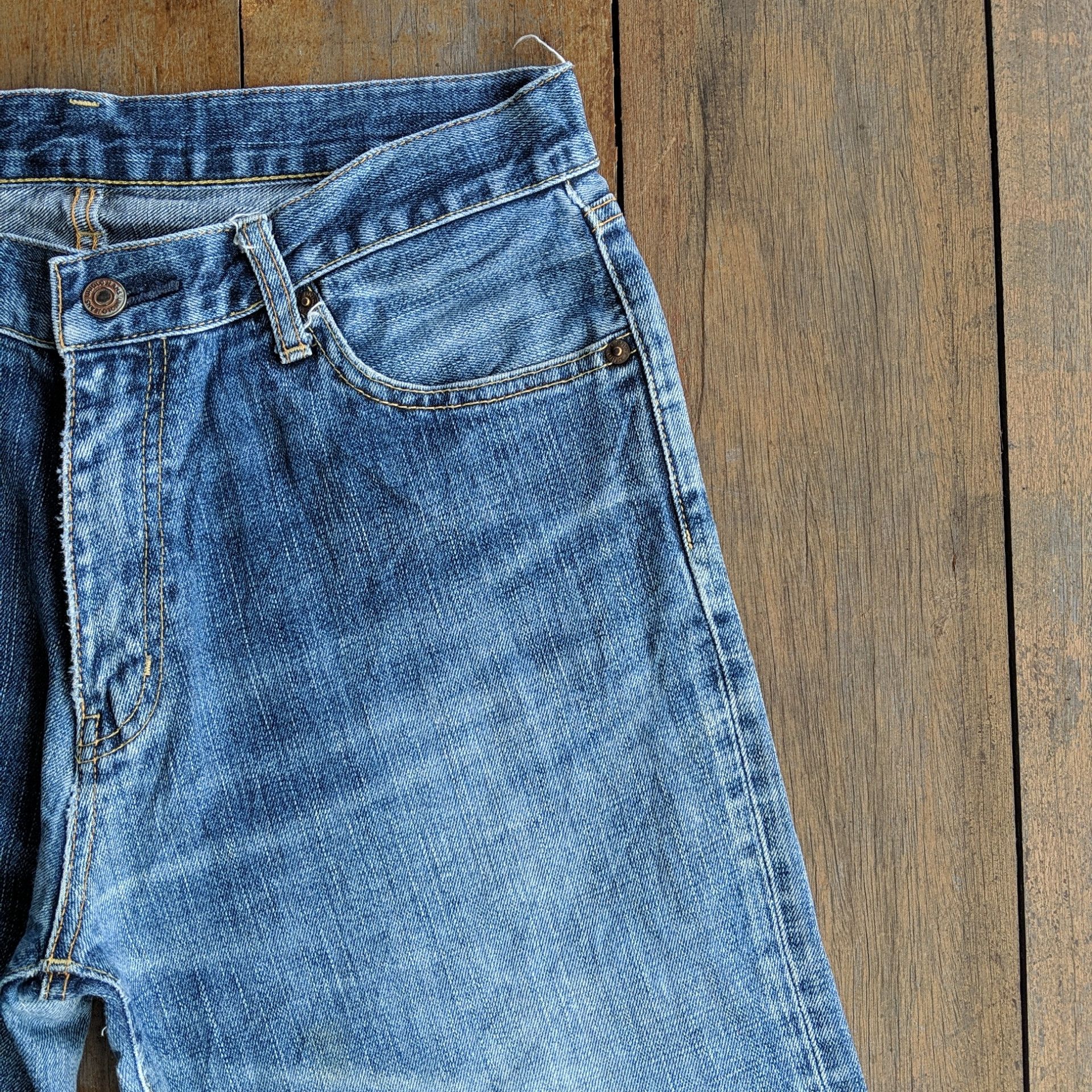 Japanese Brand Vintage Japanese Distressed Faded Denim Jean Pants Size US 30 / EU 46 - 4 Thumbnail