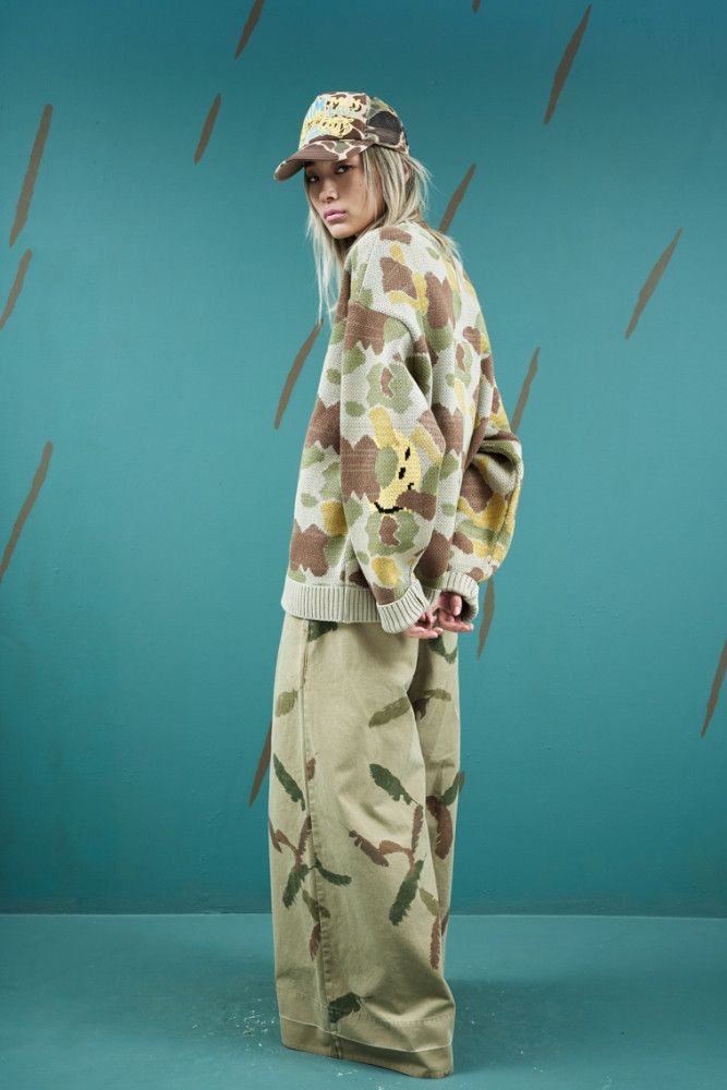 Kapital KAPITAL kountry camouflage sweater smile smily rainbowy Size US S / EU 44-46 / 1 - 8 Thumbnail