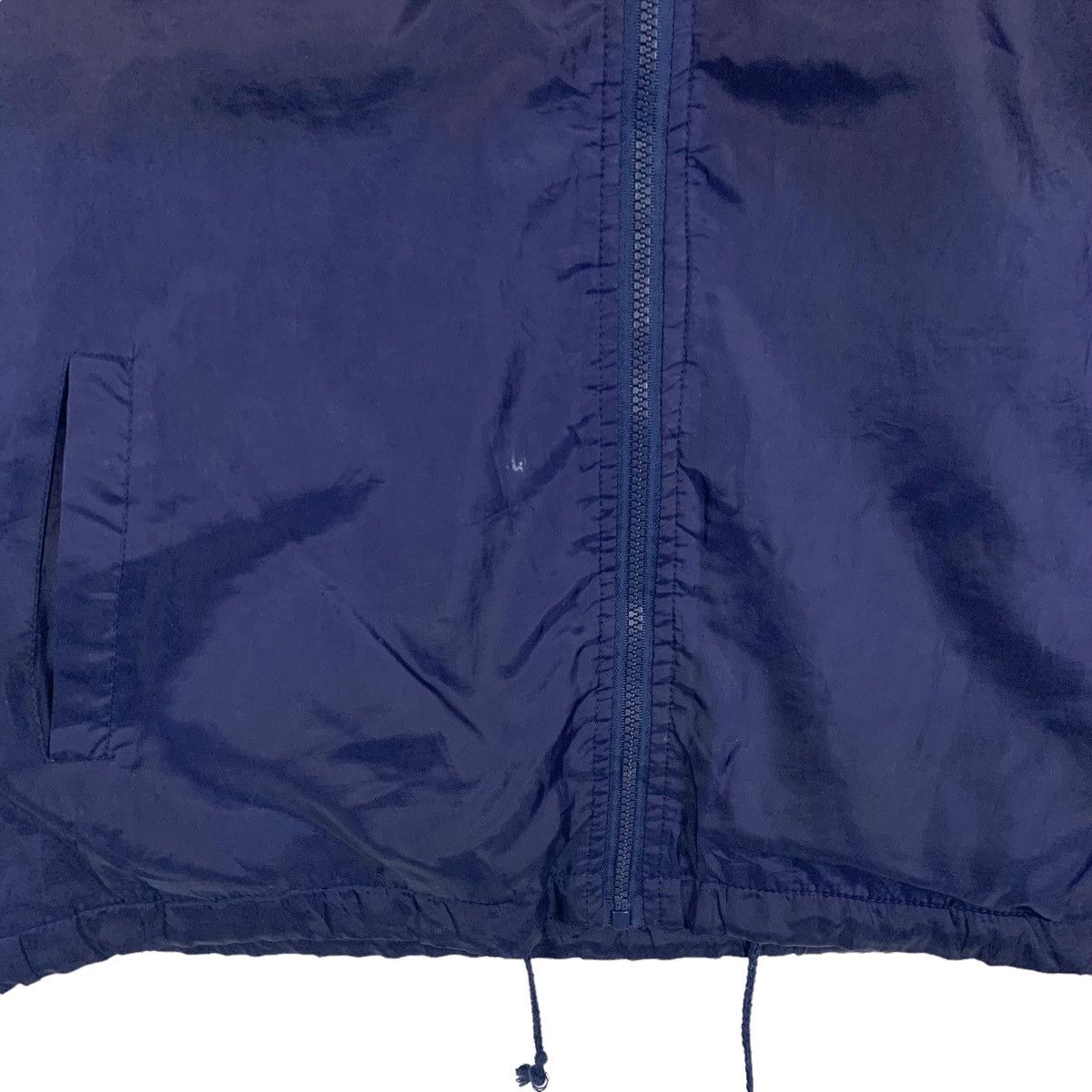 Vintage Vintage DRAGON Embroidered Side Tape Windbreaker Jacket Size US L / EU 52-54 / 3 - 9 Thumbnail