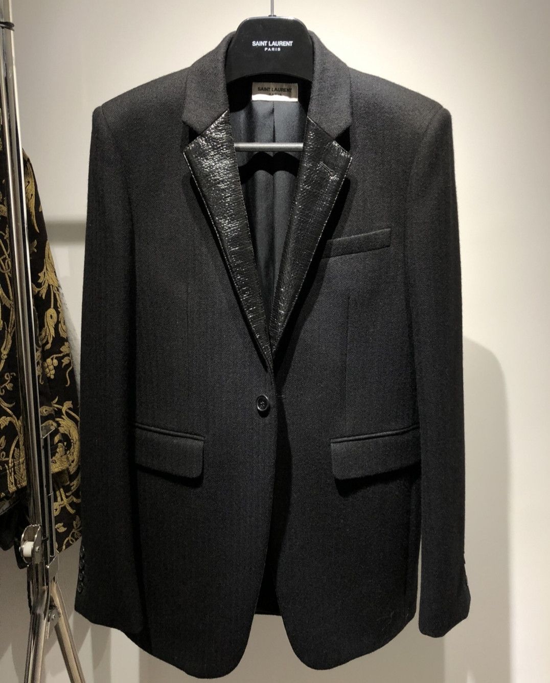Saint Laurent Paris Black tweed patent leather flat lapel suit Size US M / EU 48-50 / 2 - 1 Thumbnail