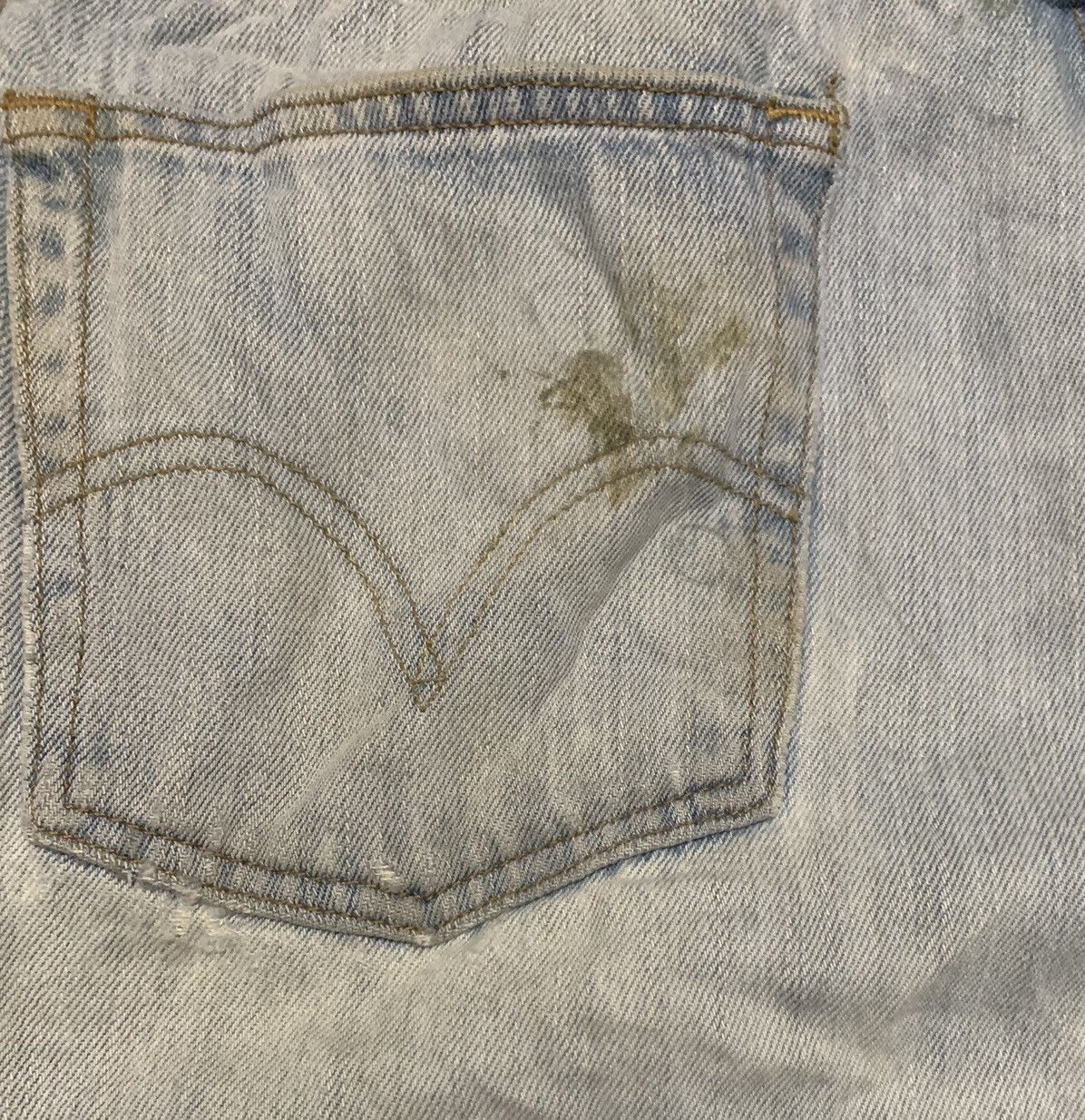 Levi's Vintage Levis 505 Light Wash Jeans Size US 34 / EU 50 - 3 Thumbnail