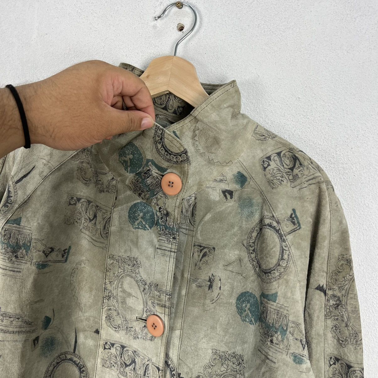 Japanese Brand VINTAGE LEATHER JACKET FLORAL FLOWER FULL PRINT Size US M / EU 48-50 / 2 - 8 Thumbnail
