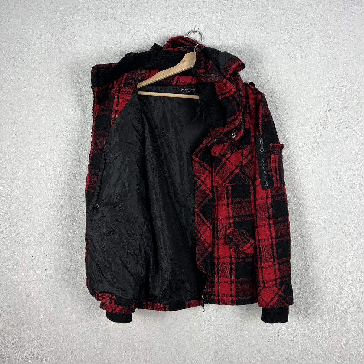 Japanese Brand RARE TARTAN DESIGN PUNK STYLE PARACHUTE JACKET IN THE ATTIC Size US L / EU 52-54 / 3 - 13 Thumbnail