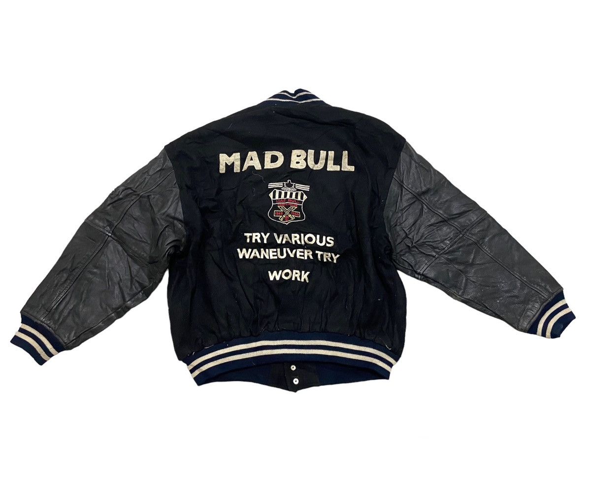 Vintage Vintage 80’s Mad Bull Side Pocket Varsity jacket Size US L / EU 52-54 / 3 - 1 Thumbnail