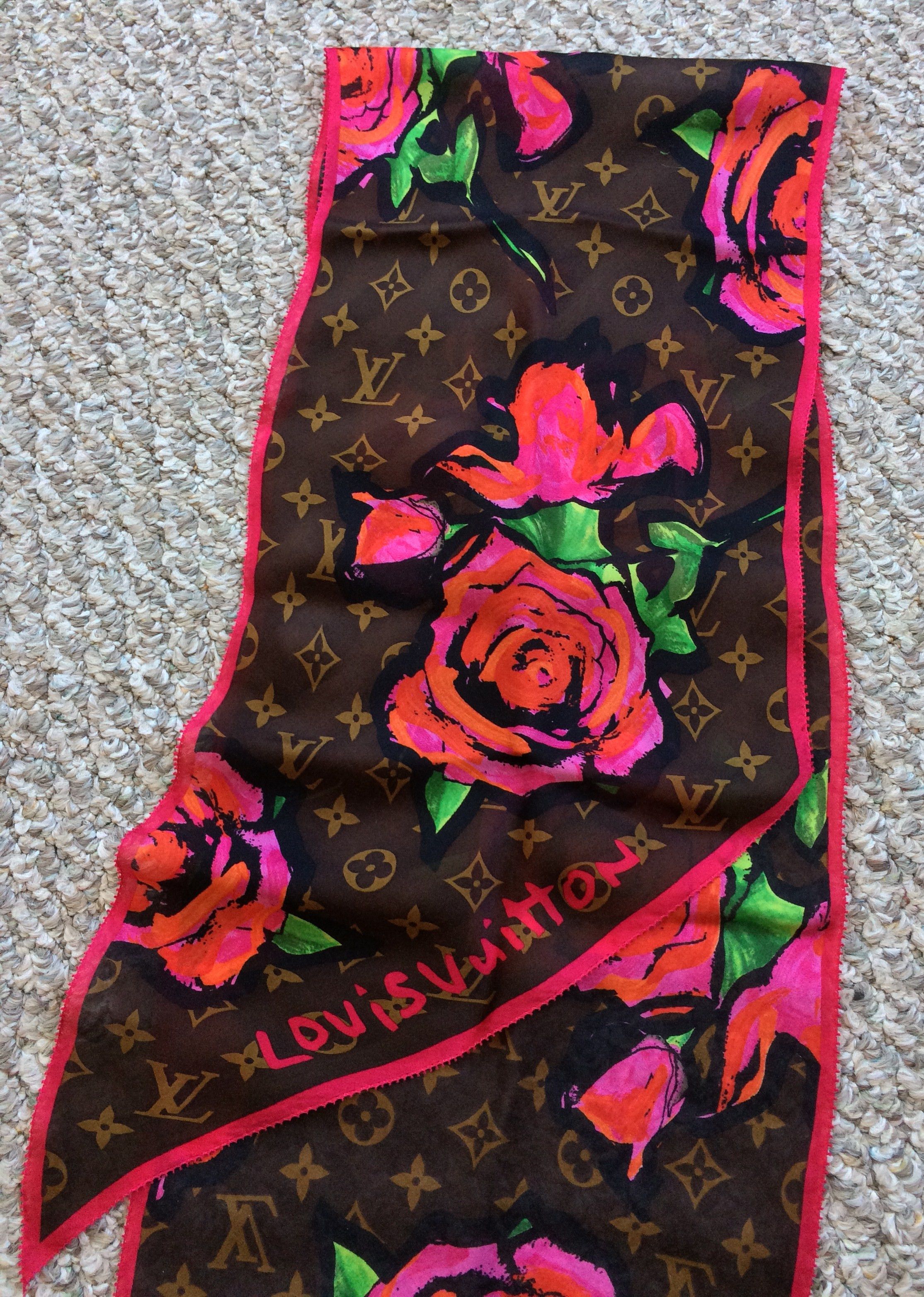 Louis Vuitton × Stephen Sprouse F/W 2008 Louis Vuitton x Sprouse Silk Roses Graffiti Scarf Size ONE SIZE - 3 Thumbnail