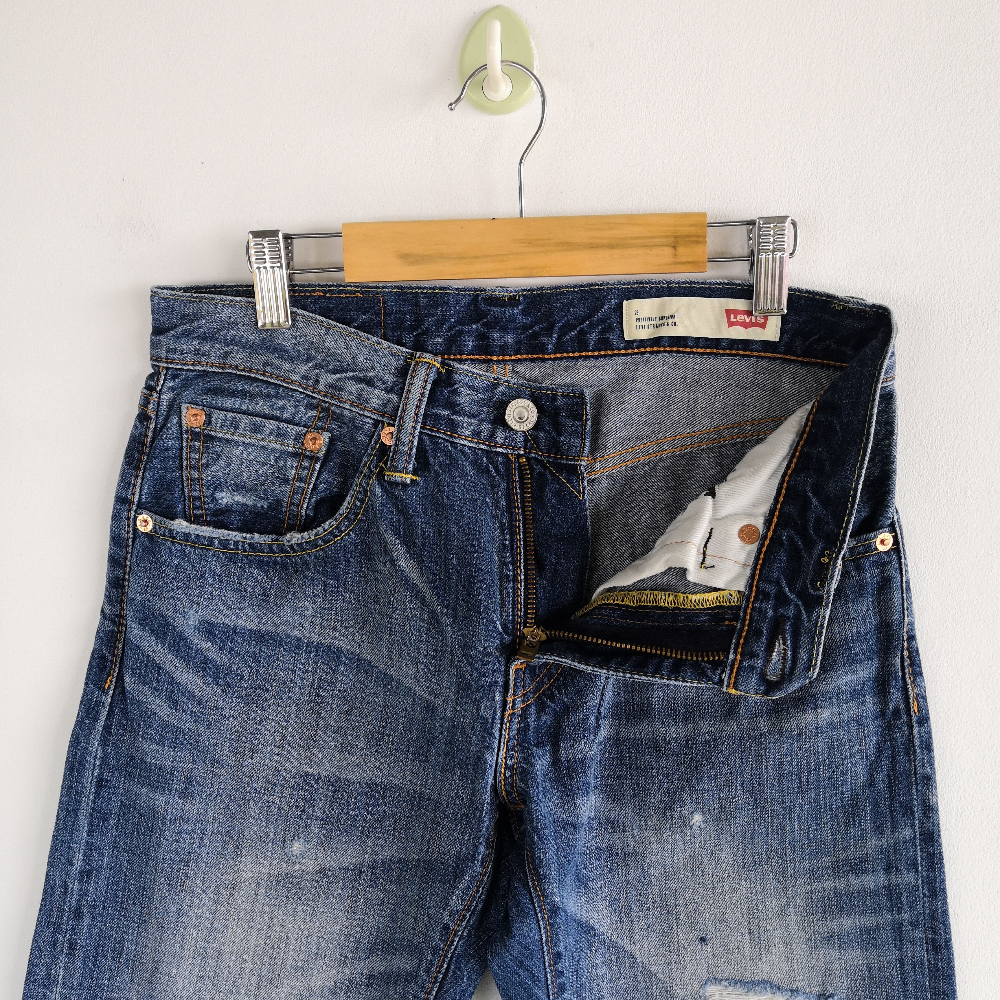 Levi's Vintage Levis Jeans Distressed Levi's Faded Light Wash Denim Size 28" / US 6 / IT 42 - 8 Thumbnail