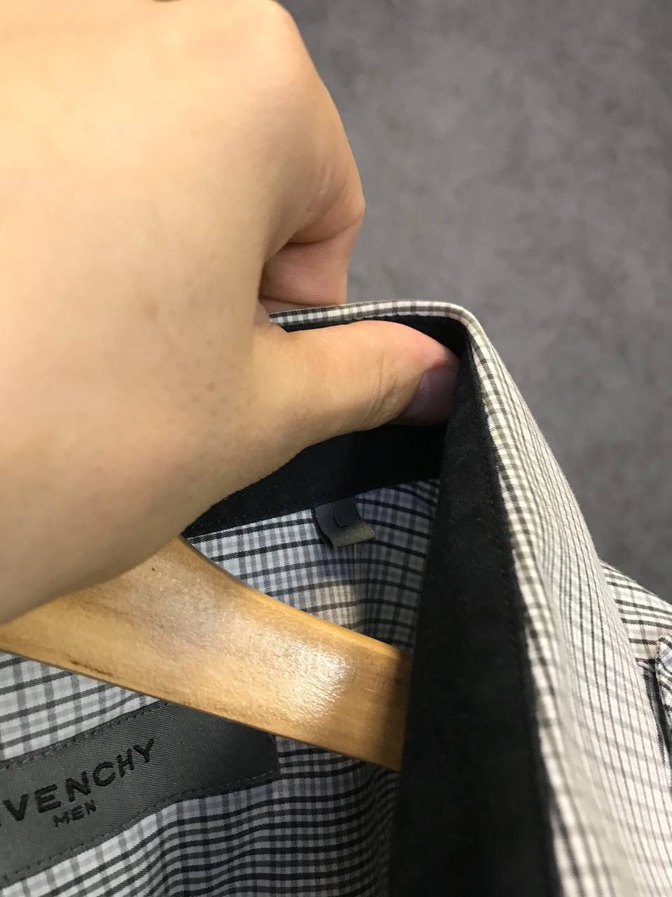 Givenchy Givenchy men gray pocket shirt Size US L / EU 52-54 / 3 - 5 Thumbnail