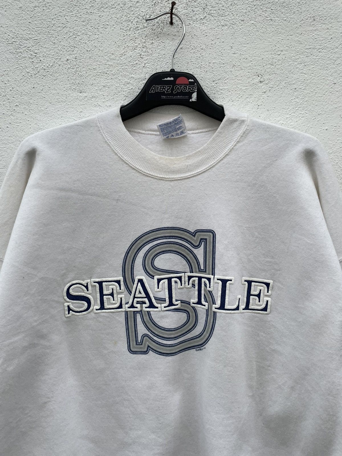 Hanes × MLB × Vintage Vintage 90s Seattle Big Logos Sweatshirt Size US XL / EU 56 / 4 - 1 Thumbnail