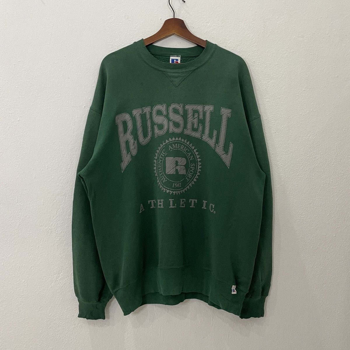 Russell Athletic Vintage 90s Russell Big Logo Sweatshirt Size US XL / EU 56 / 4 - 1 Thumbnail