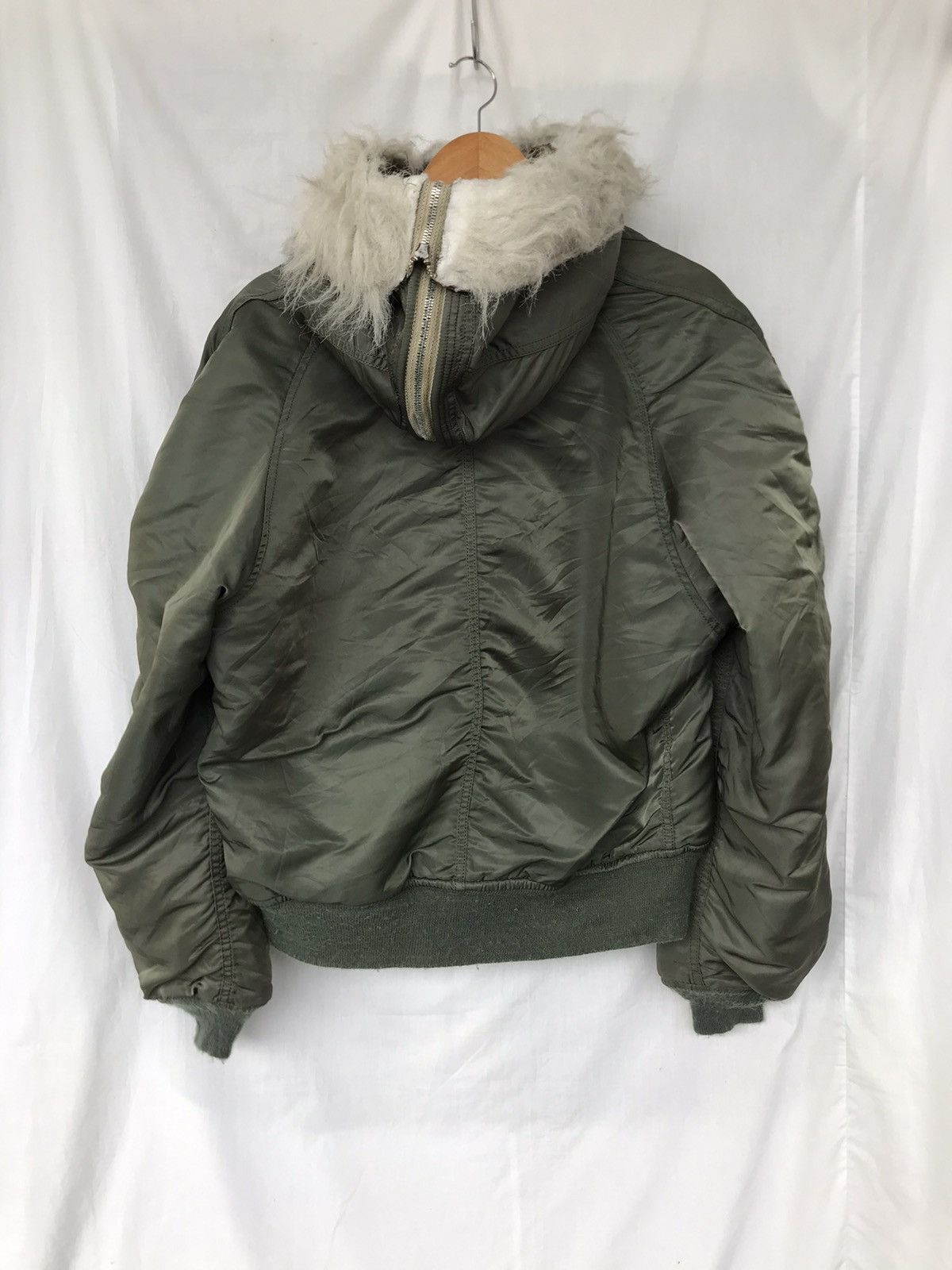 Alpha Industries × Vintage Vintage Alpha Industrie Flying Jacket N-2B Fur Hooded Jacket Size US M / EU 48-50 / 2 - 14 Thumbnail