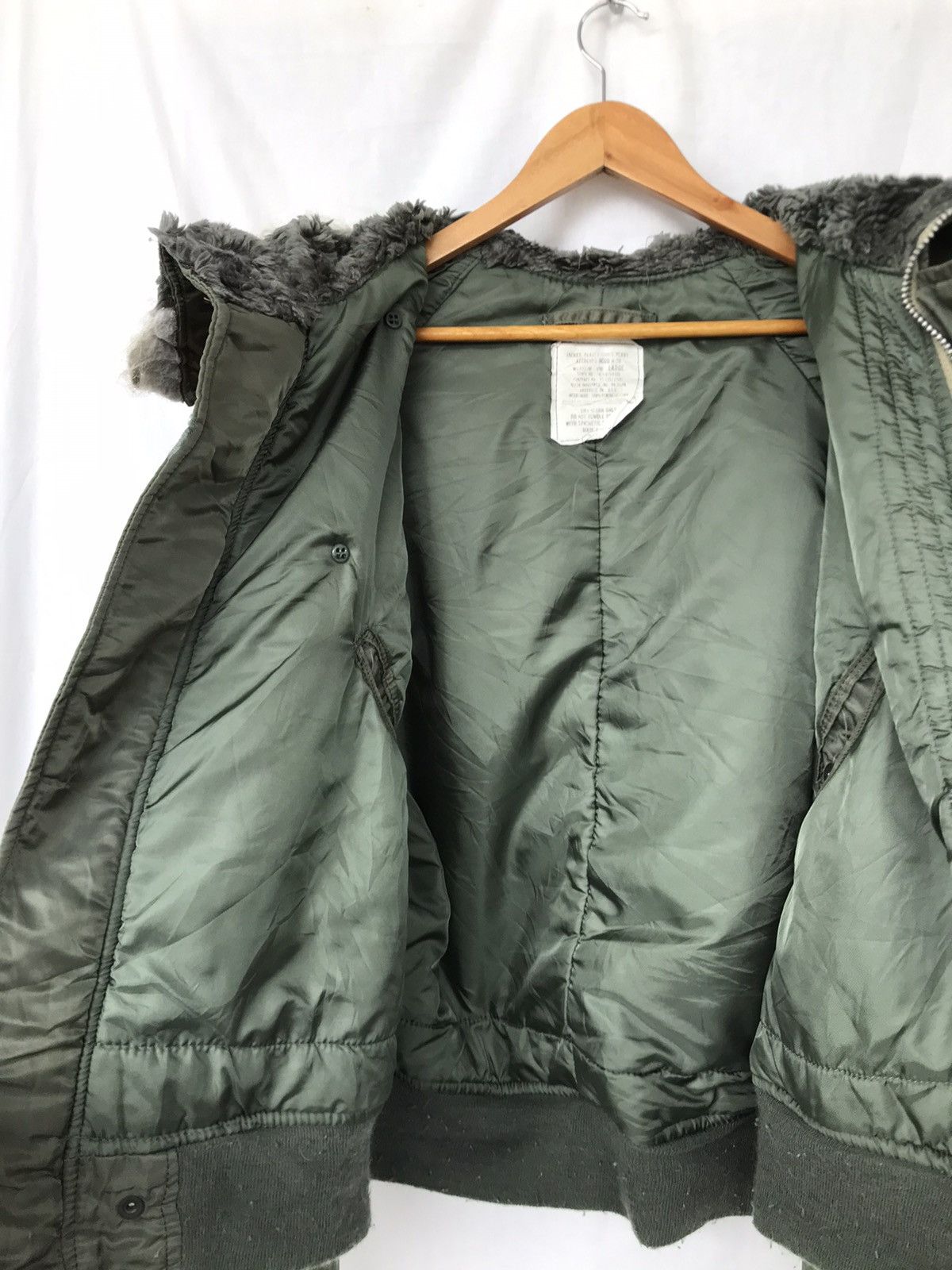 Alpha Industries × Vintage Vintage Alpha Industrie Flying Jacket N-2B Fur Hooded Jacket Size US M / EU 48-50 / 2 - 7 Thumbnail