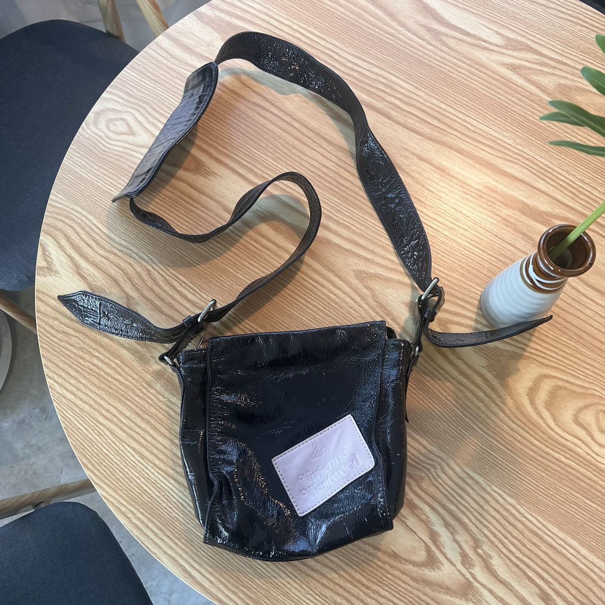 Vivienne Westwood 🔥Rare🔥Vivienne Westwood Leather Crossbody Bag Size ONE SIZE - 1 Thumbnail