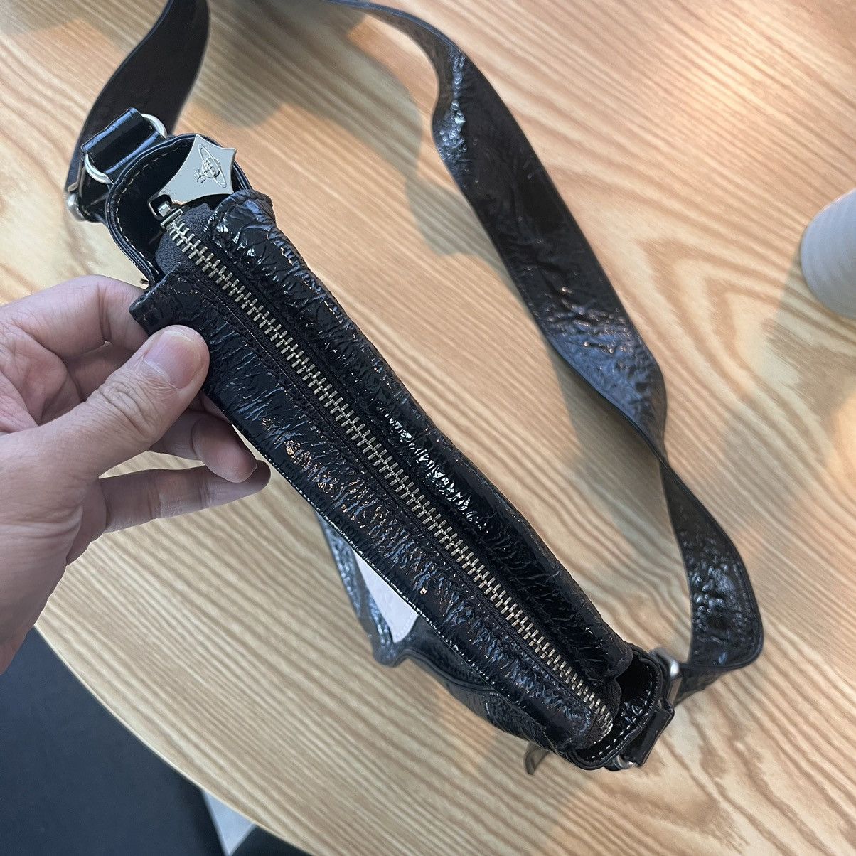 Vivienne Westwood 🔥Rare🔥Vivienne Westwood Leather Crossbody Bag Size ONE SIZE - 13 Thumbnail
