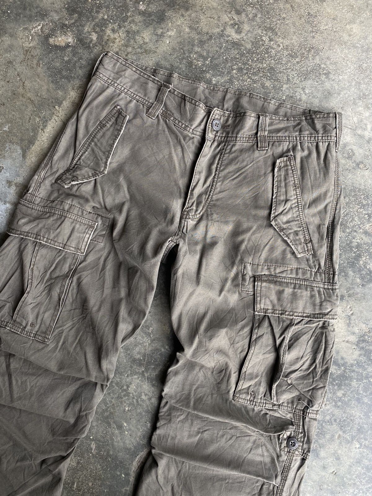 Japanese Brand × Seditionaries 291295 Labo Distressed Cargo Pants Size US 33 - 3 Thumbnail