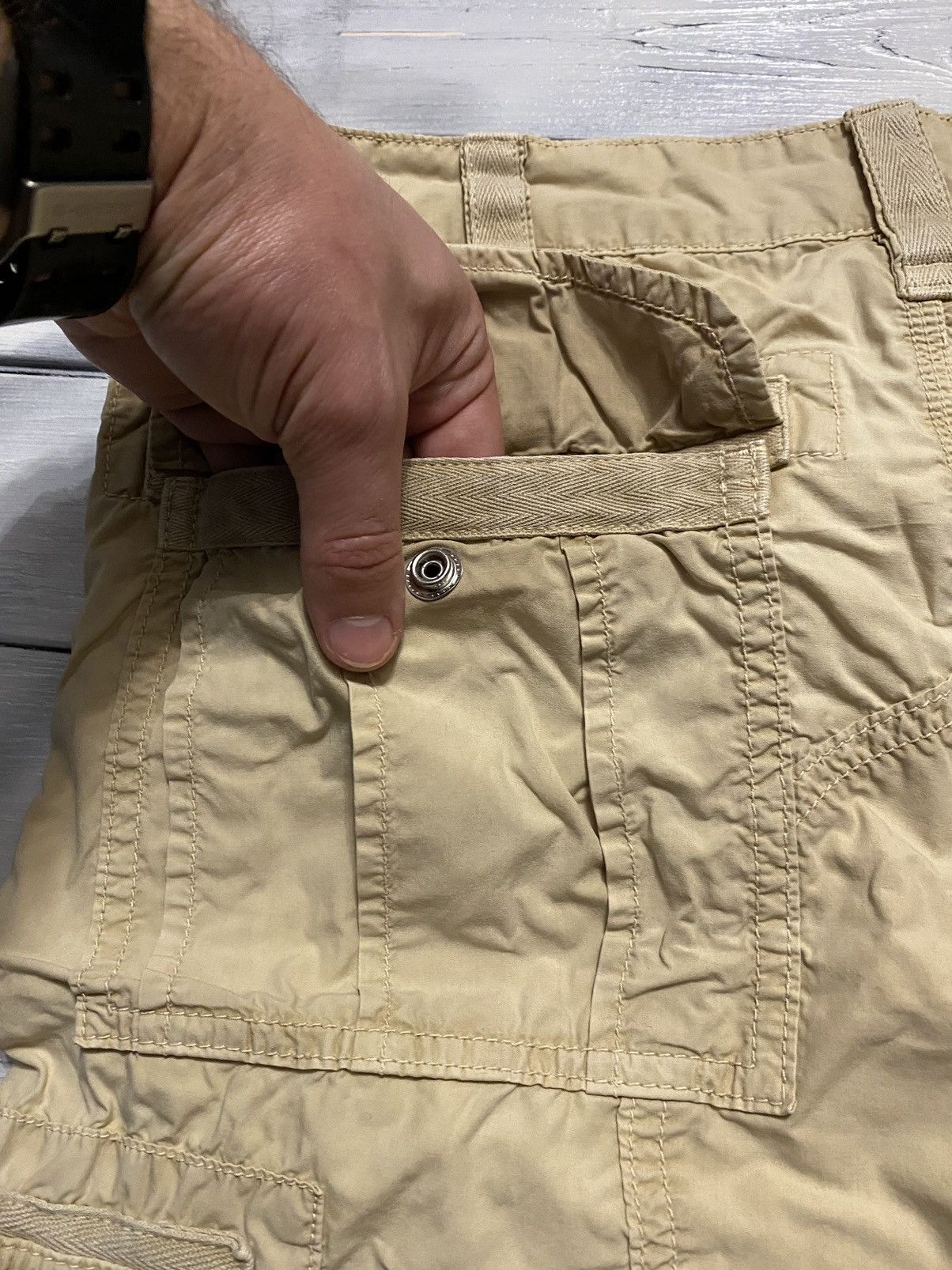 Napapijri Rare Multipocket Shorts Napapijri Y2K style. Size US 32 / EU 48 - 9 Thumbnail