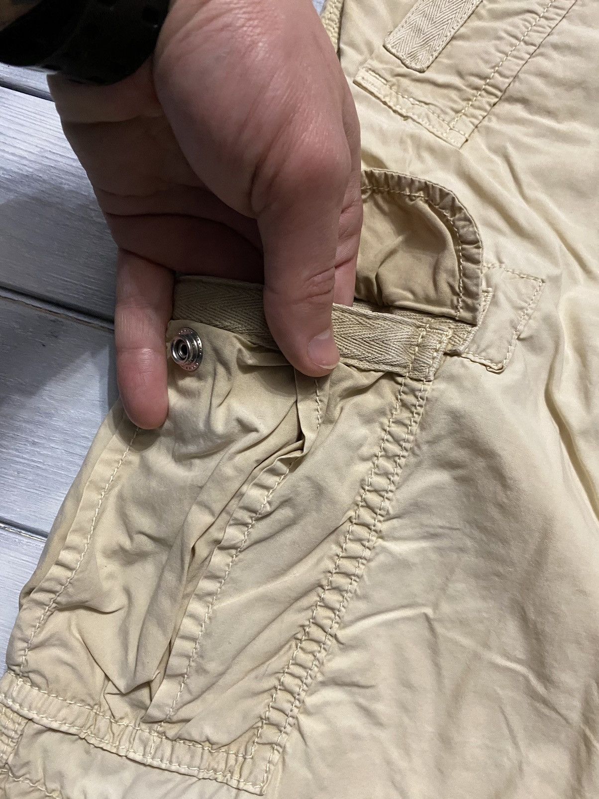 Napapijri Rare Multipocket Shorts Napapijri Y2K style. Size US 32 / EU 48 - 3 Thumbnail