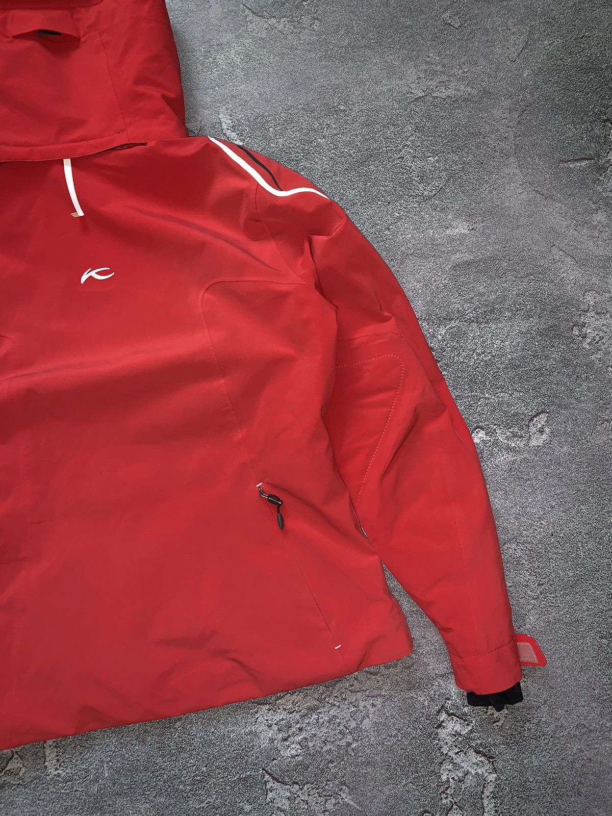 Kjus 36 red ski snowboarding jacket hooded balaclava storm