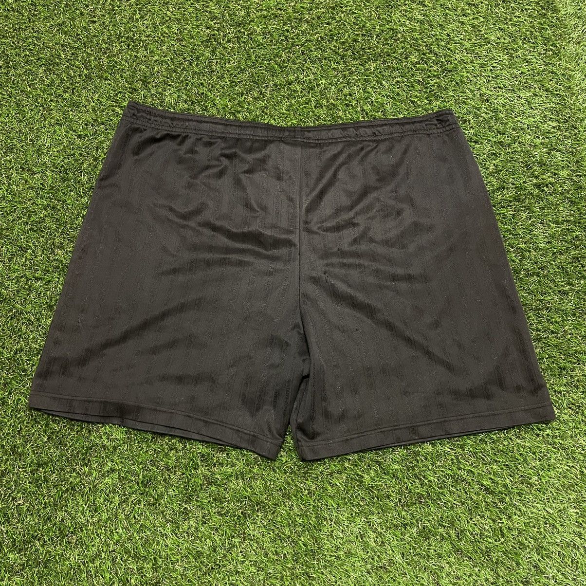 Vintage Vintage Y2K Umbro Shorts Streetwear Skate Mini Logo Boxy 36 Size US 36 / EU 52 - 6 Thumbnail