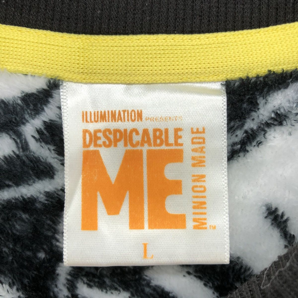Cartoon Network Despicable Me Minion Made Full Print Fleece Sweater Size US L / EU 52-54 / 3 - 9 Thumbnail